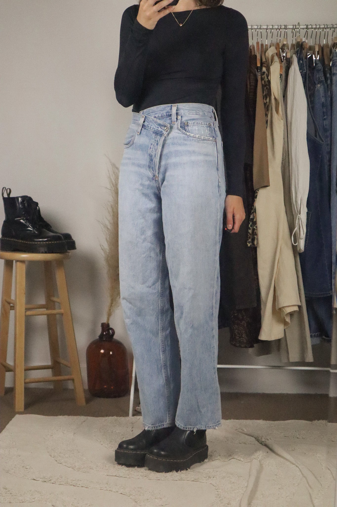 Modern x Agolde Criss Cross Jeans (2)