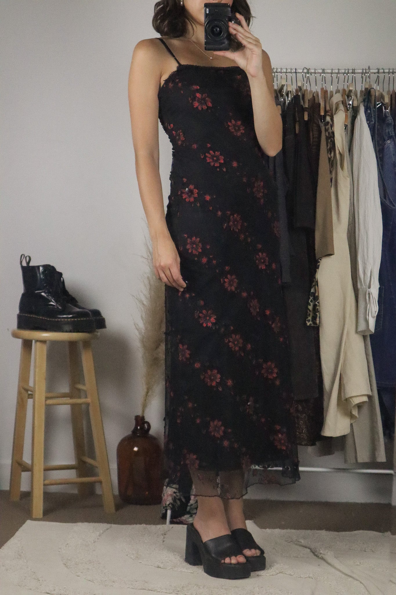 Made in USA x Vintage x Lace Floral Dress (XS/S)