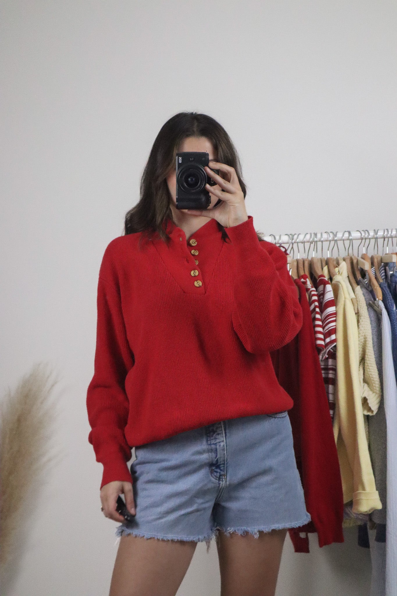 Made in Canada x Vintage x Cotton V-Neck Sweater (M/L)