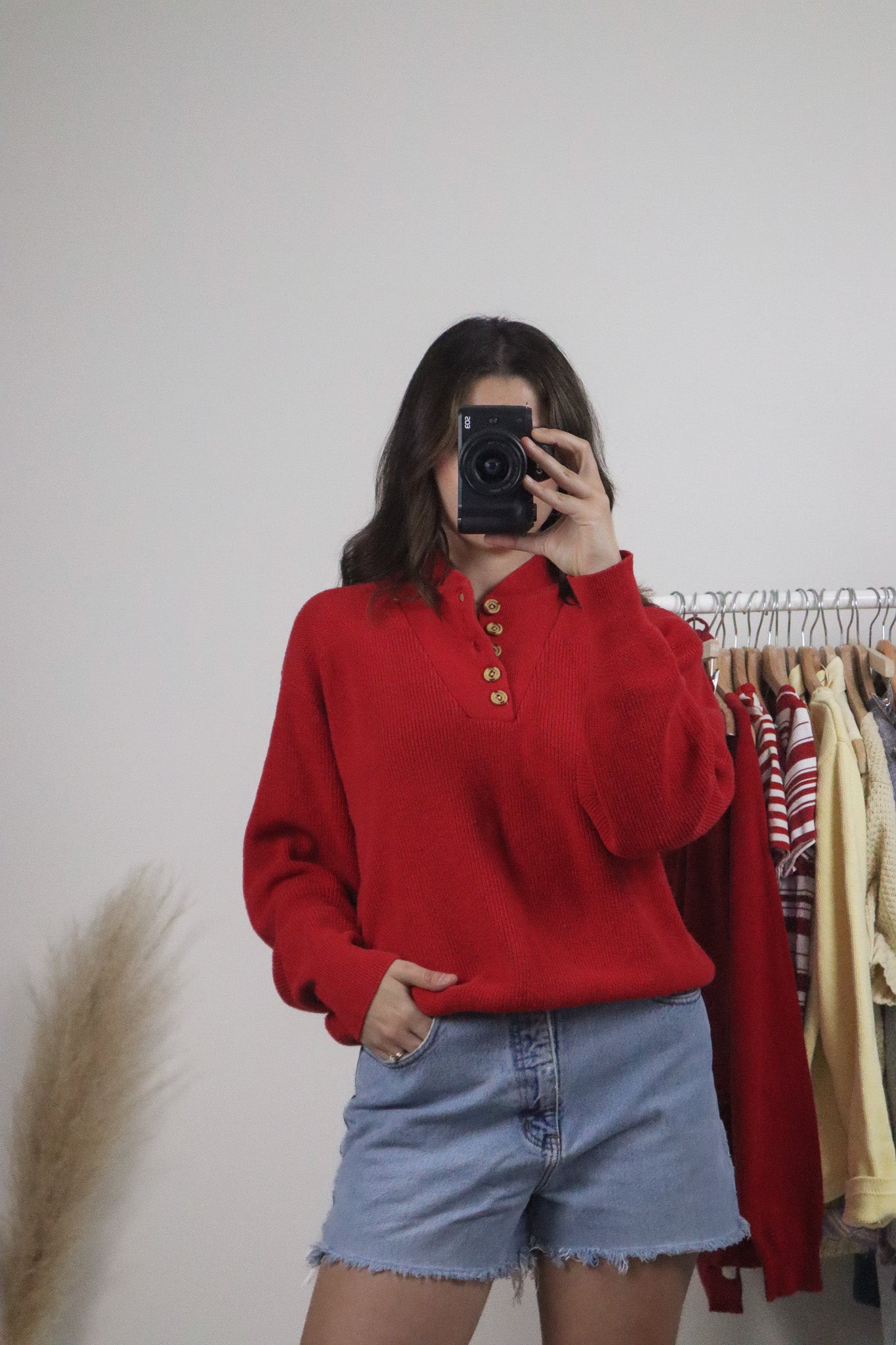 Made in Canada x Vintage x Cotton V-Neck Sweater (M/L)