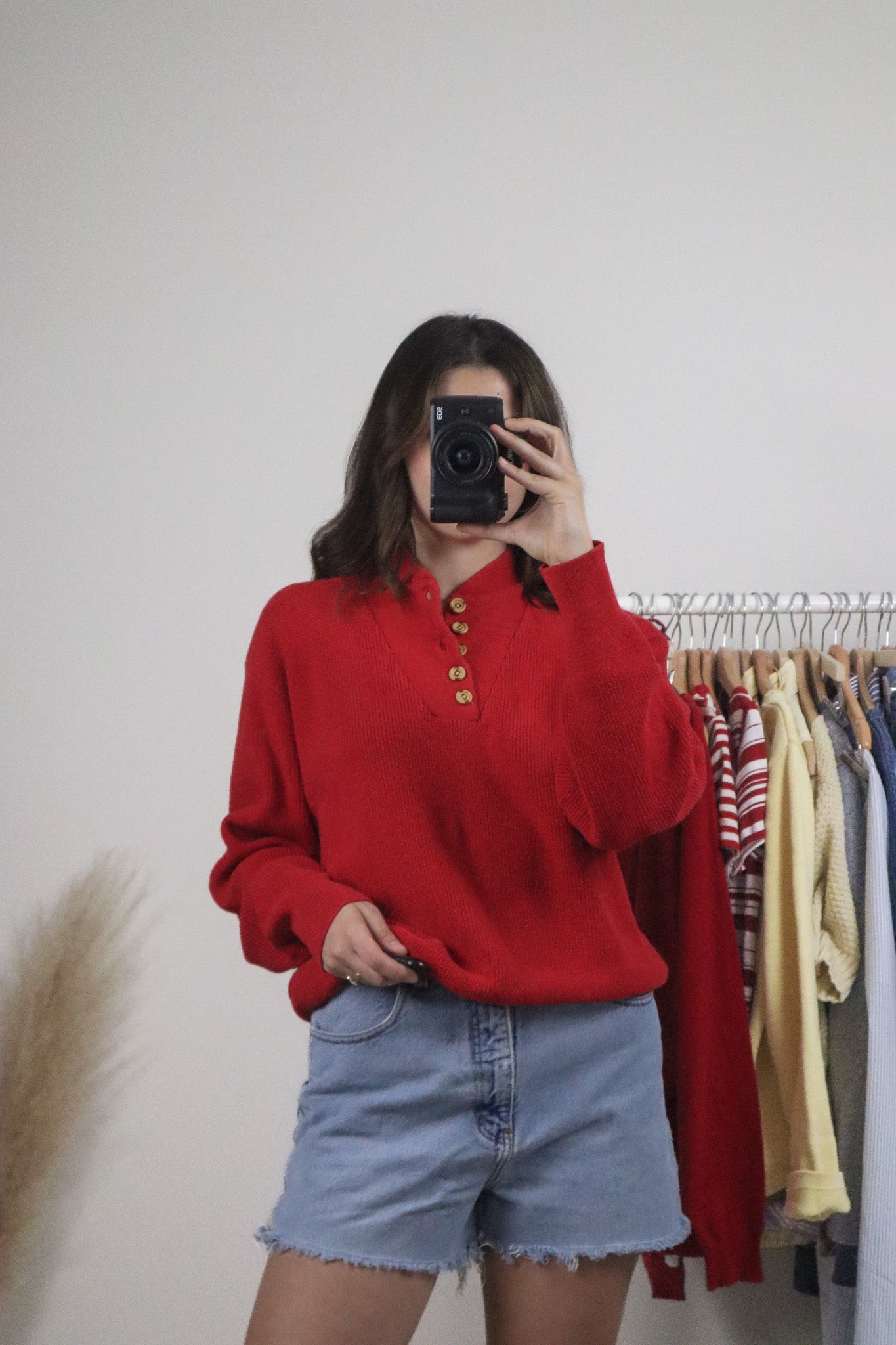 Made in Canada x Vintage x Cotton V-Neck Sweater (M/L)