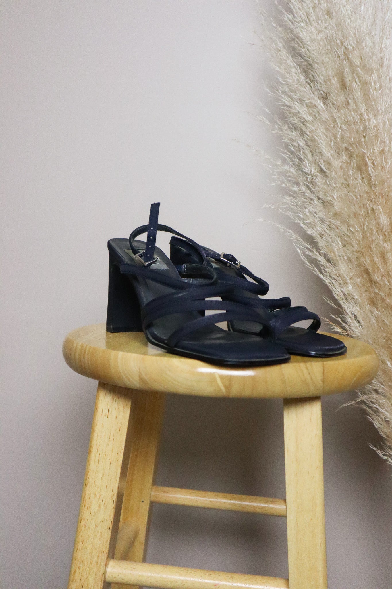 Vintage x Strappy Heels (6.5)