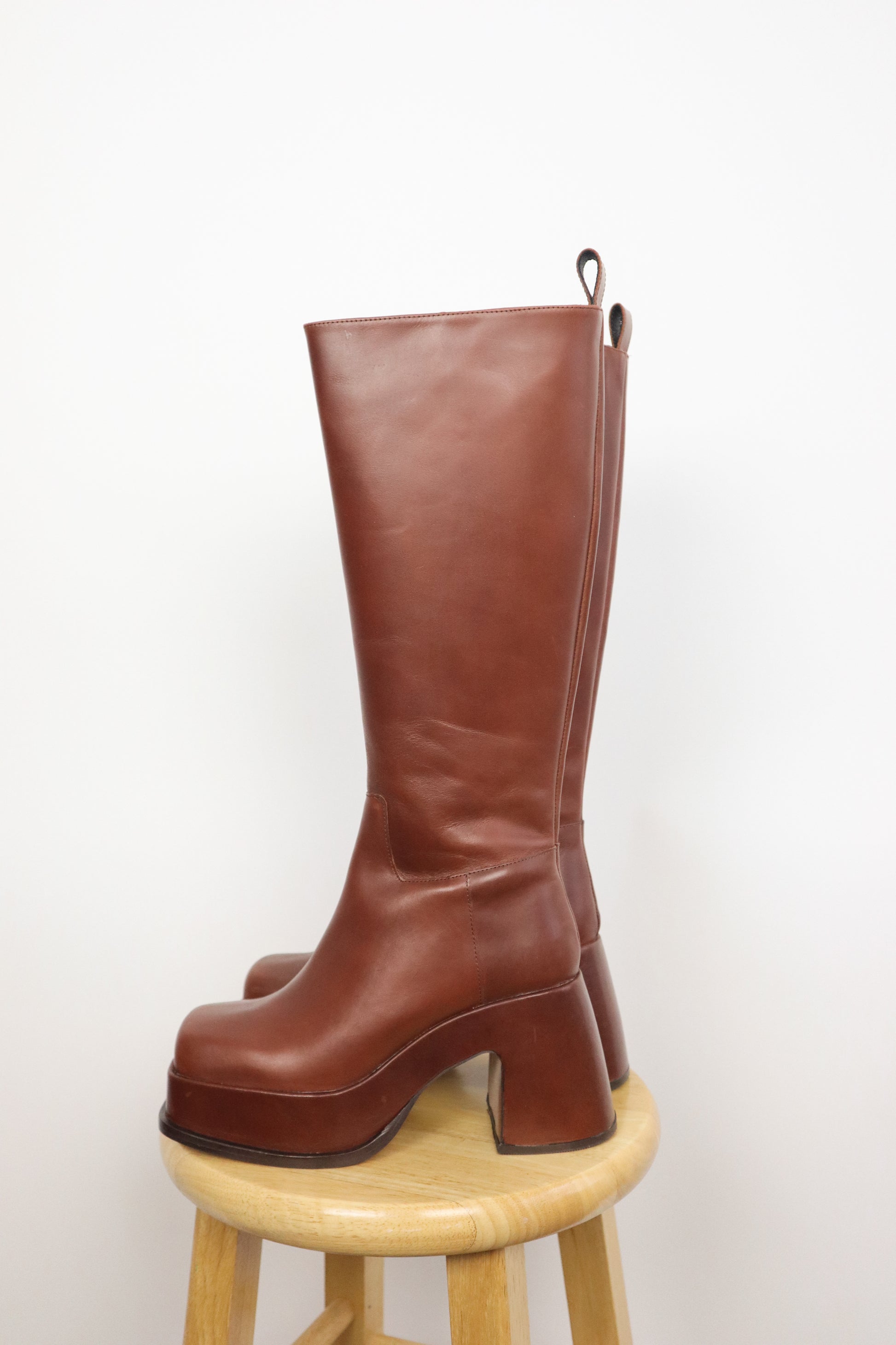 Modern x Made in Spain x Leather Platform Boots (6/6.5)