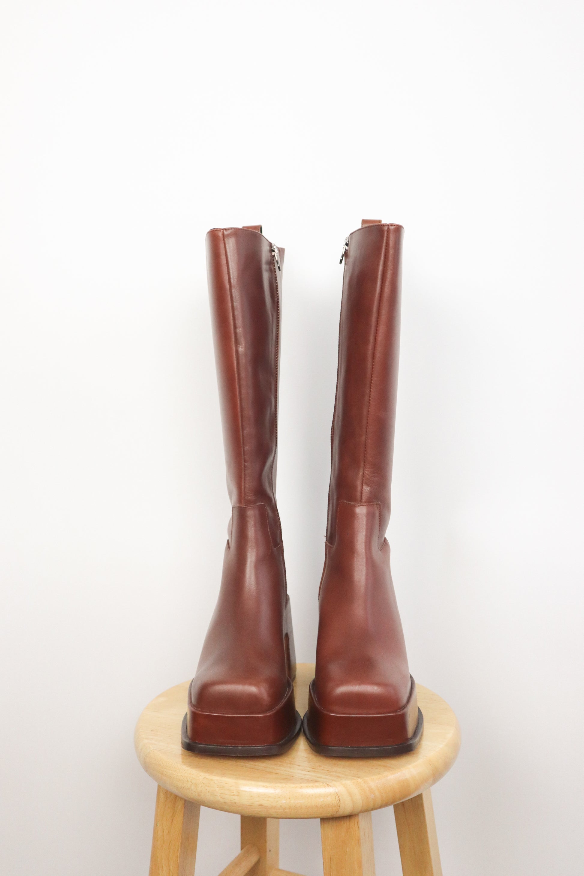 Modern x Made in Spain x Leather Platform Boots (6/6.5)
