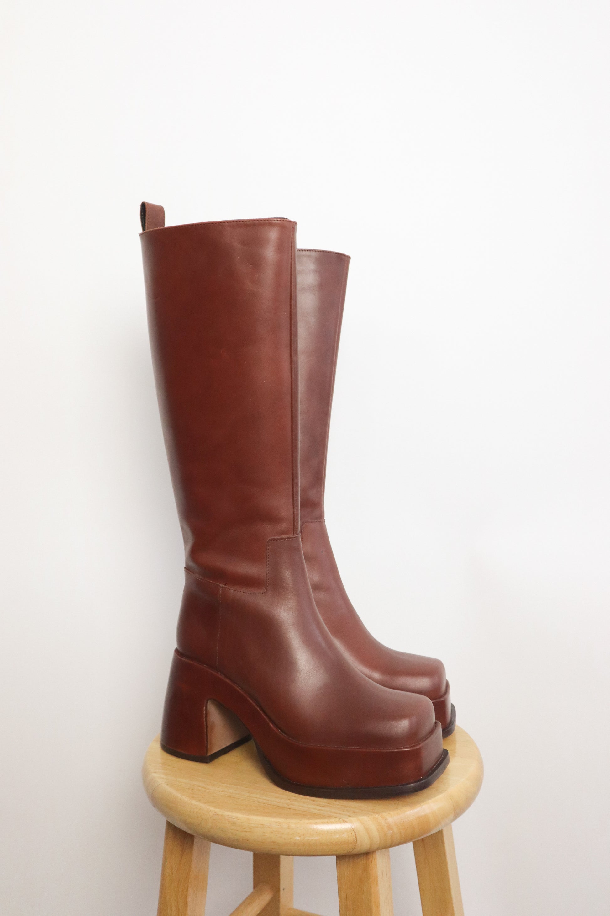 Modern x Made in Spain x Leather Platform Boots (6/6.5)