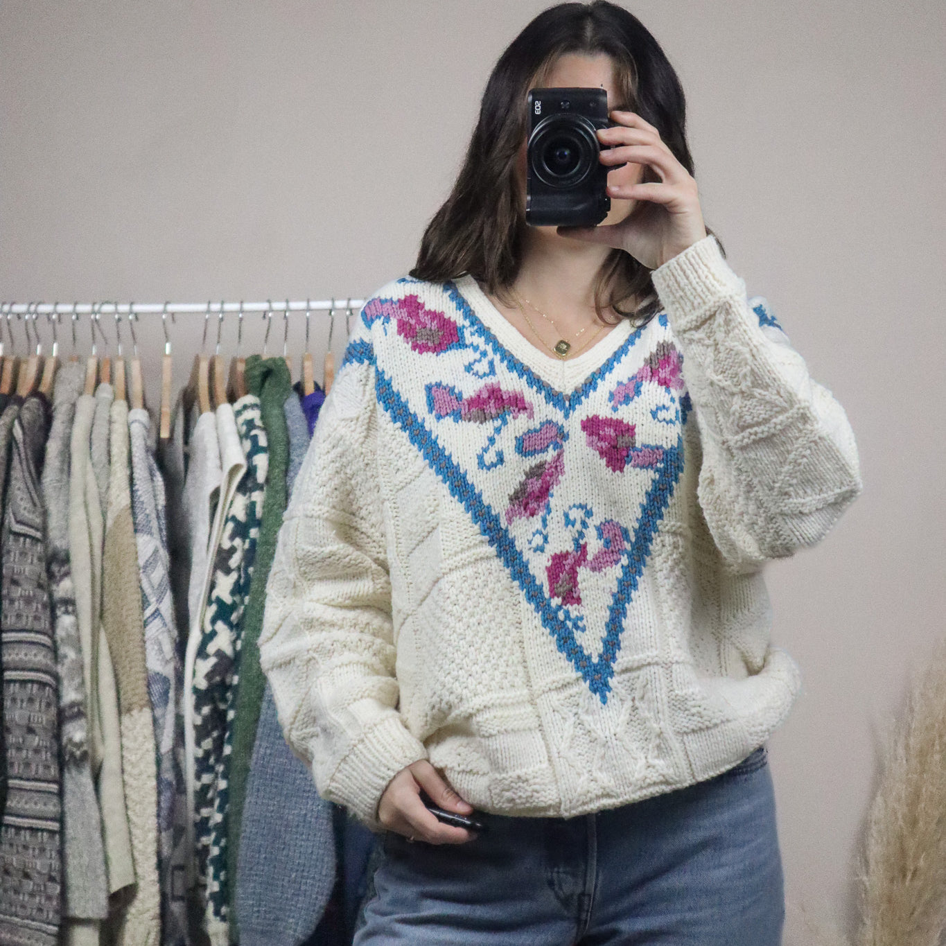 Handknit x V-Neck (M/L)