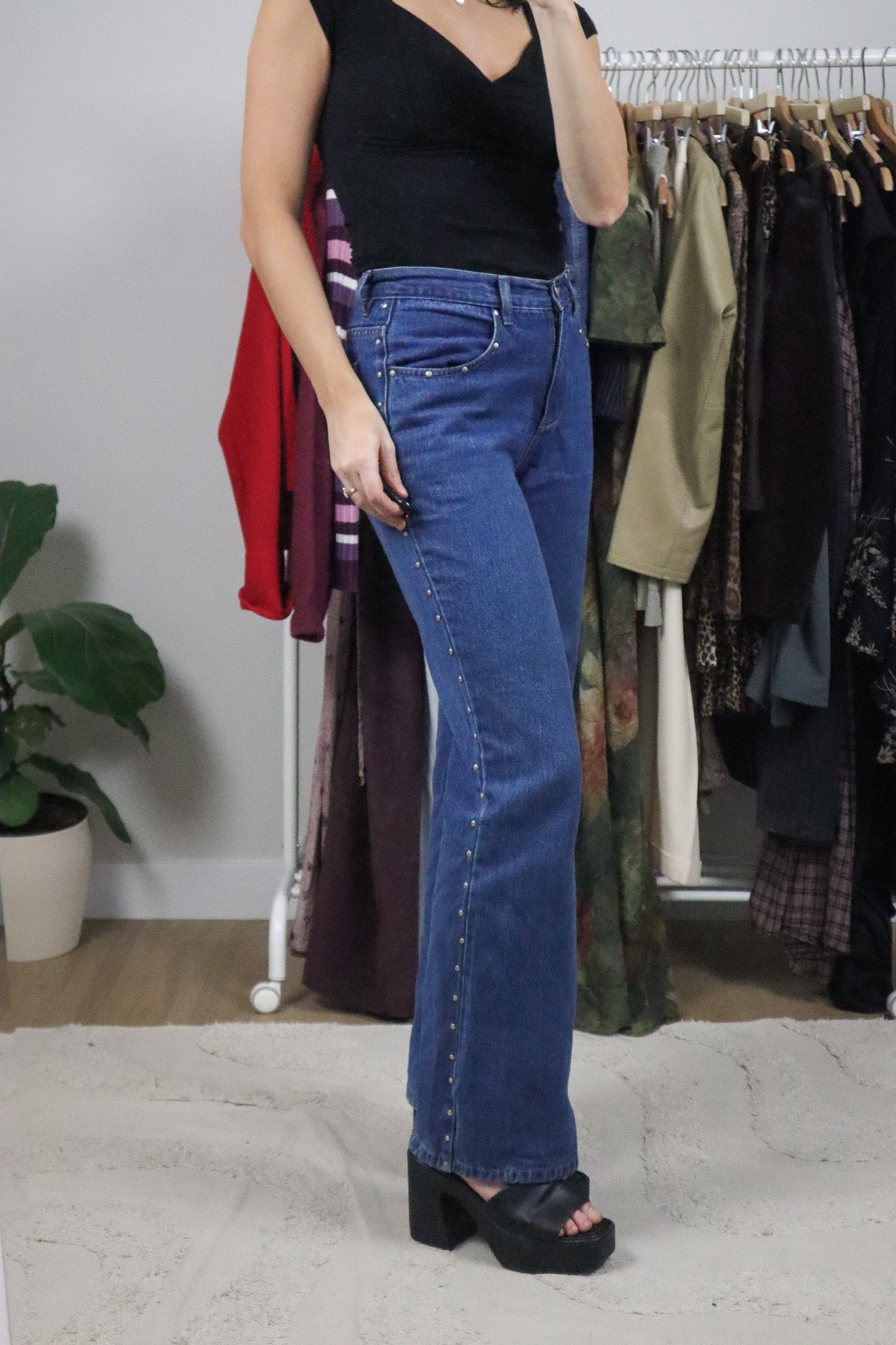 Vintage x Boot Cut Mid-Rise Studded Jeans (28/29)