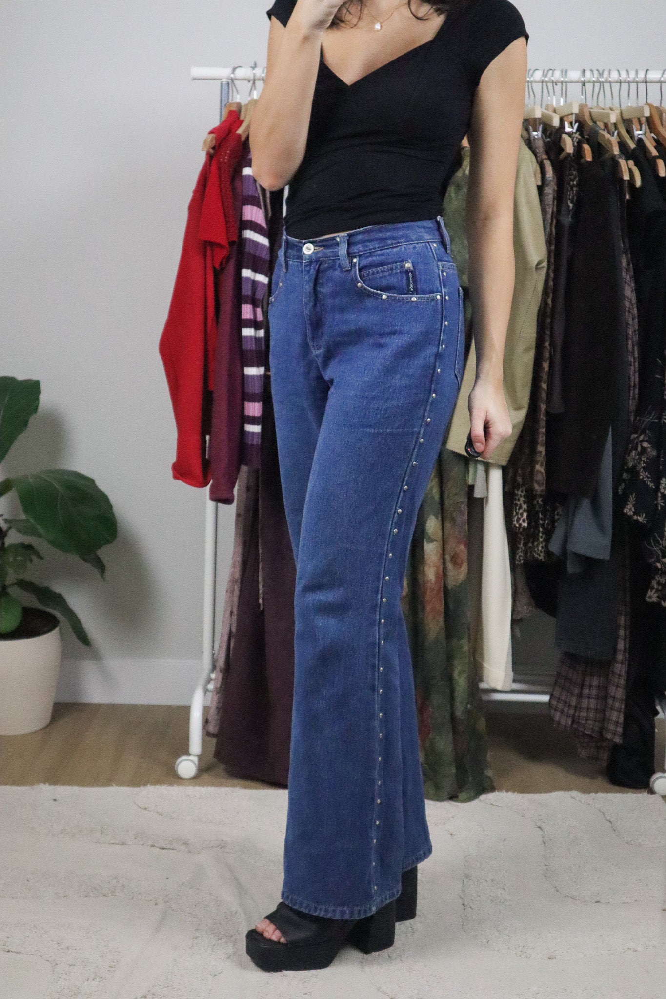 Vintage x Boot Cut Mid-Rise Studded Jeans (28/29)