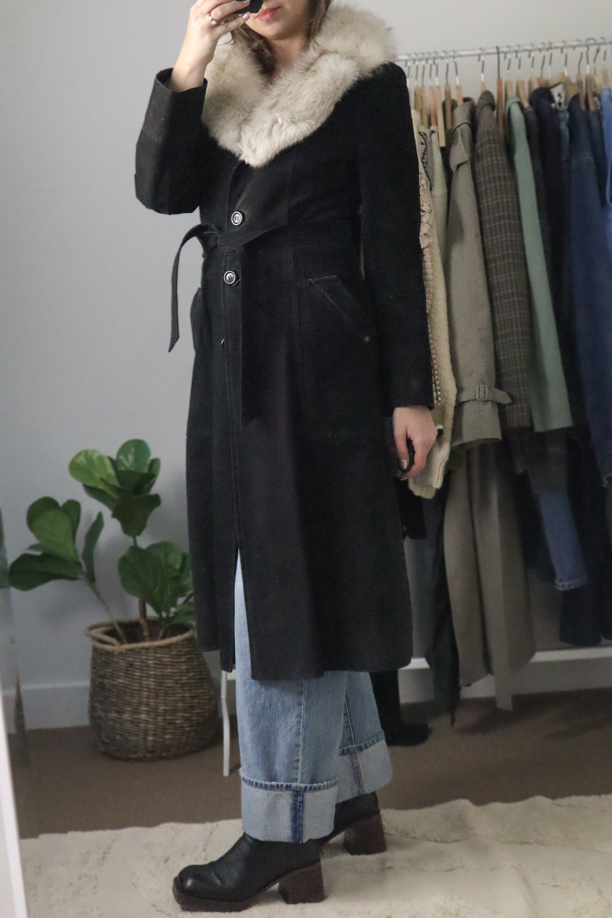 Made in Canada x Vintage 70s x Suede Fur Collared Jacket (XS/S)