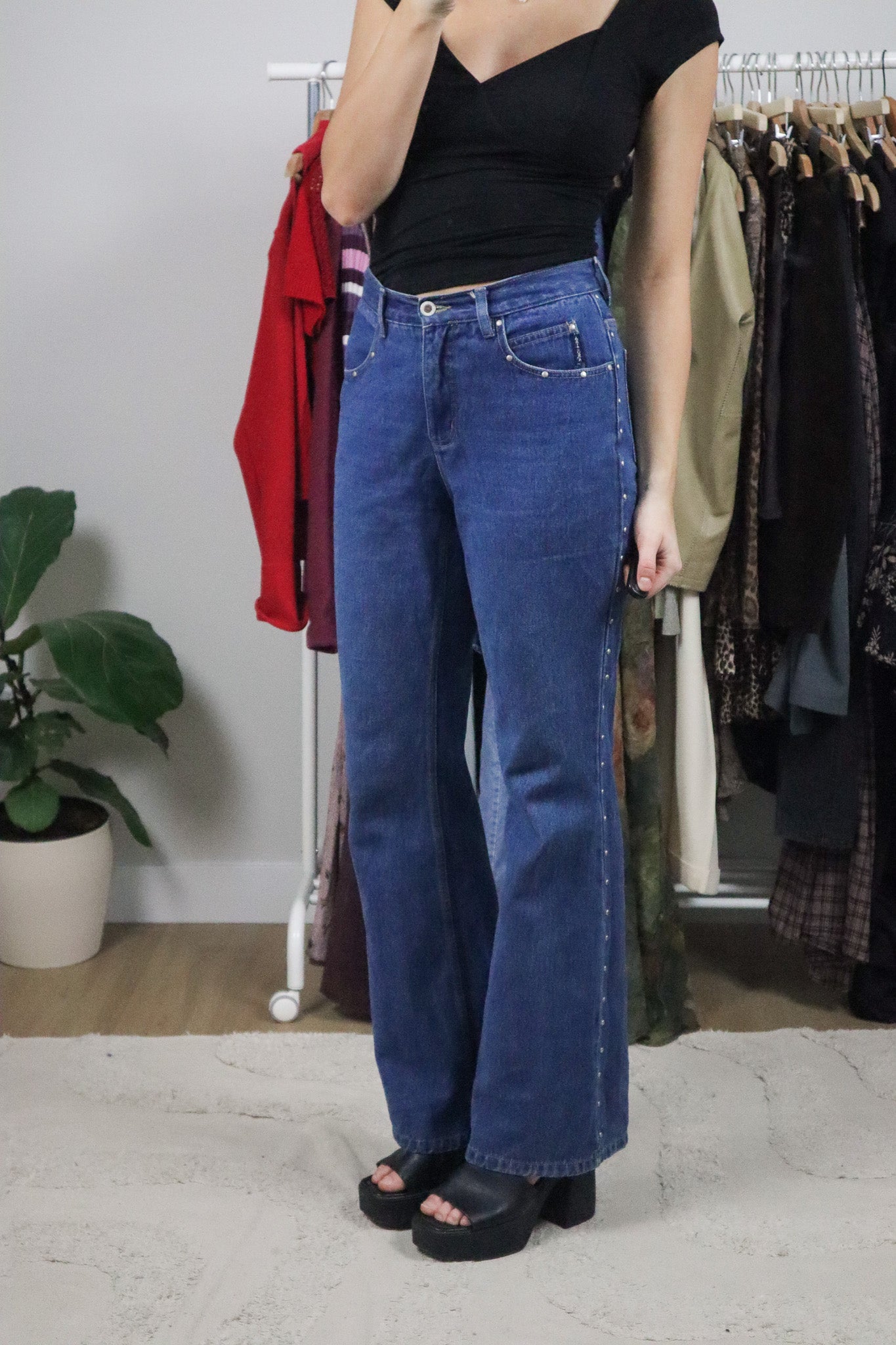 Vintage x Boot Cut Mid-Rise Studded Jeans (28/29)