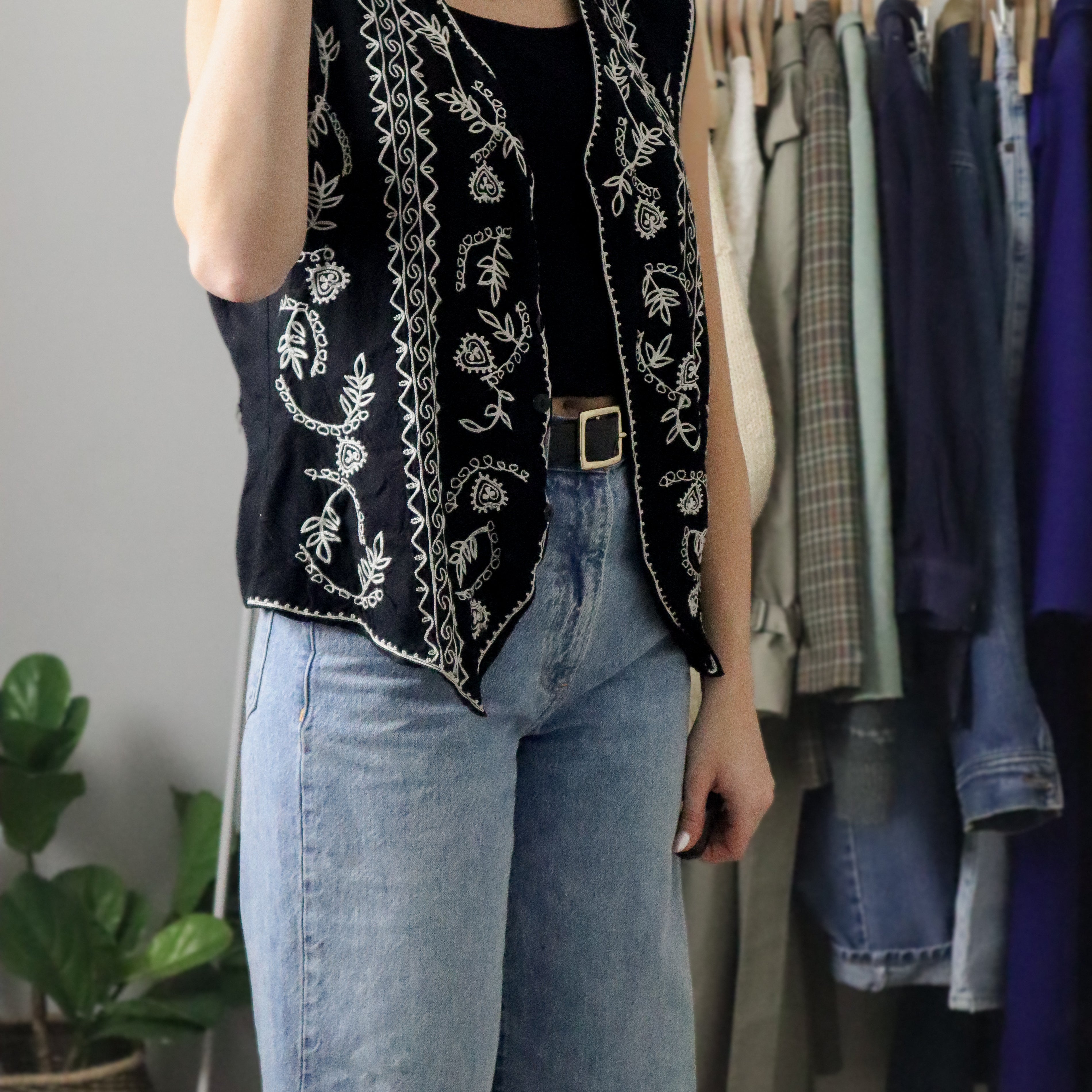 Vintage x Embroidered Vest (M/L)