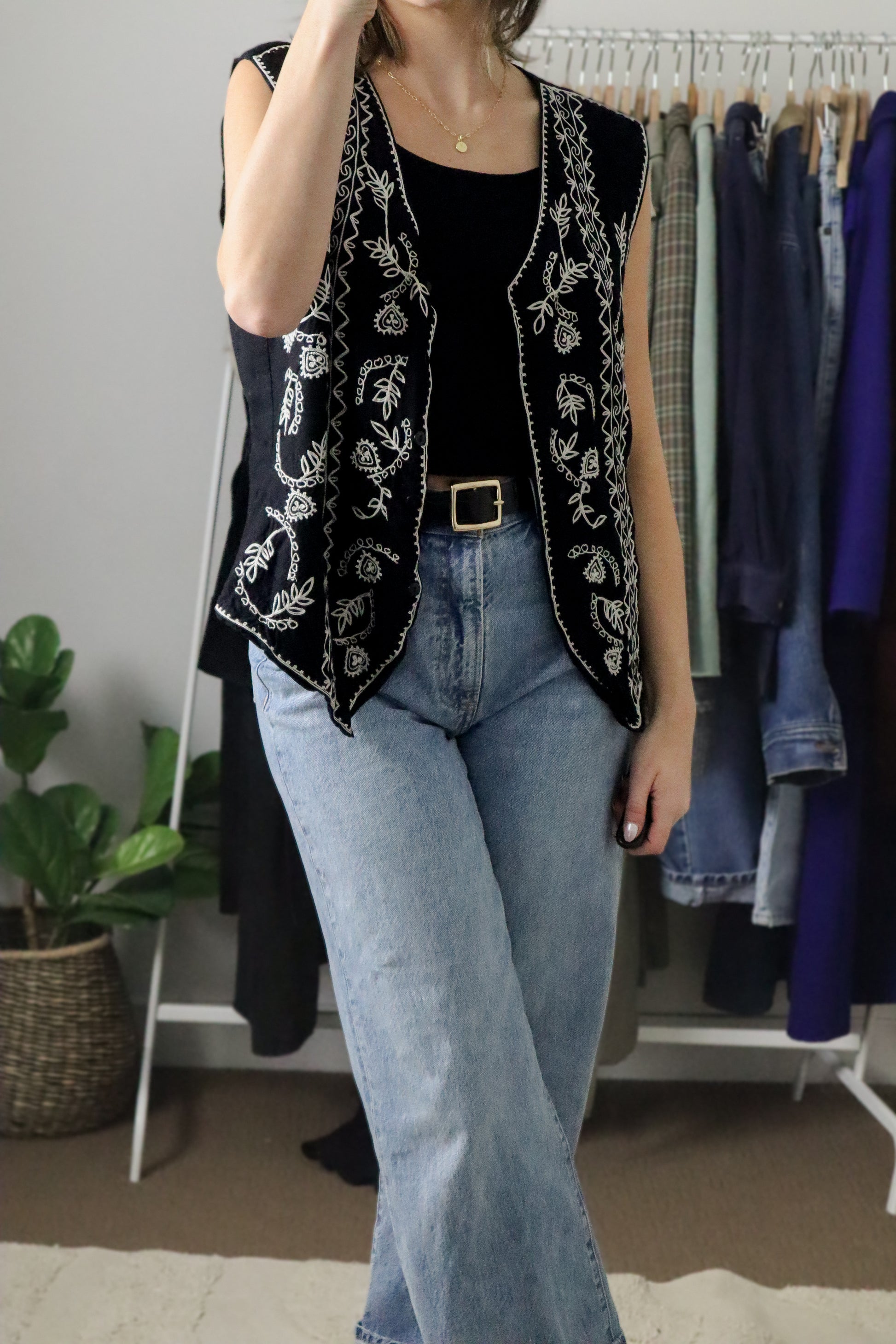 Vintage x Embroidered Vest (M/L)