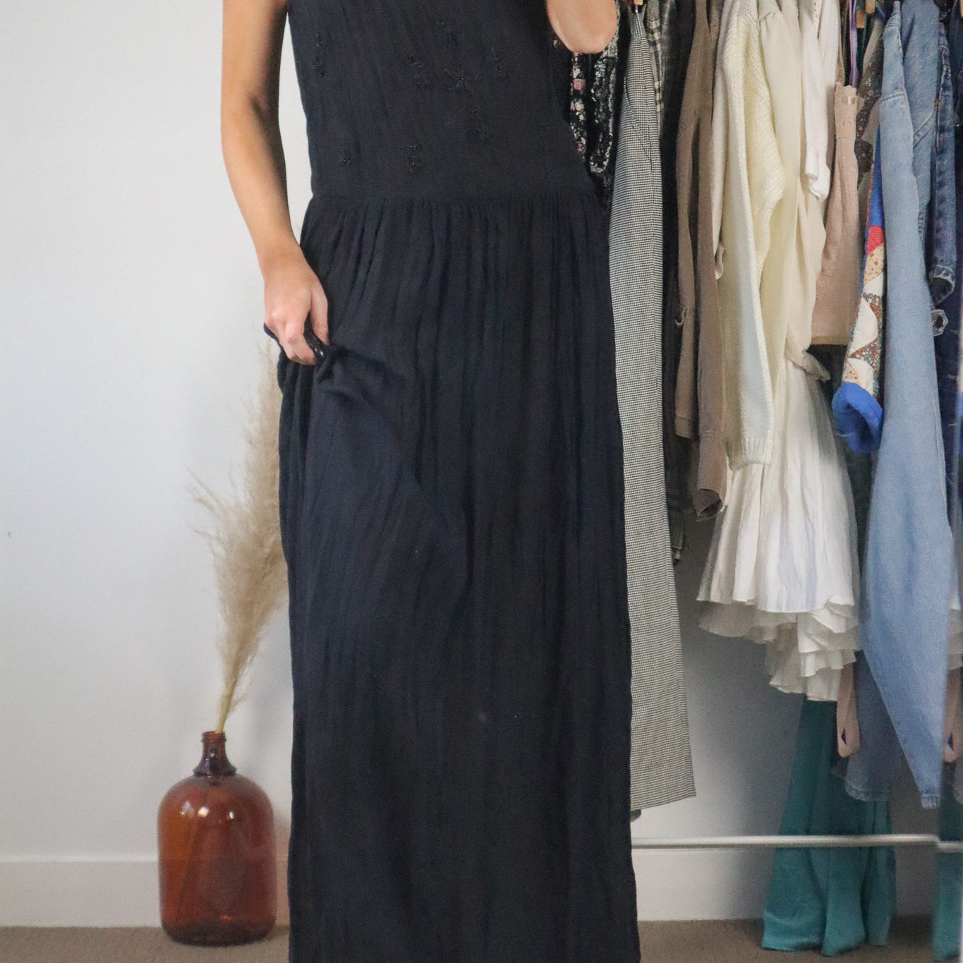Vintage x Embroidered Maxi Dress (M)