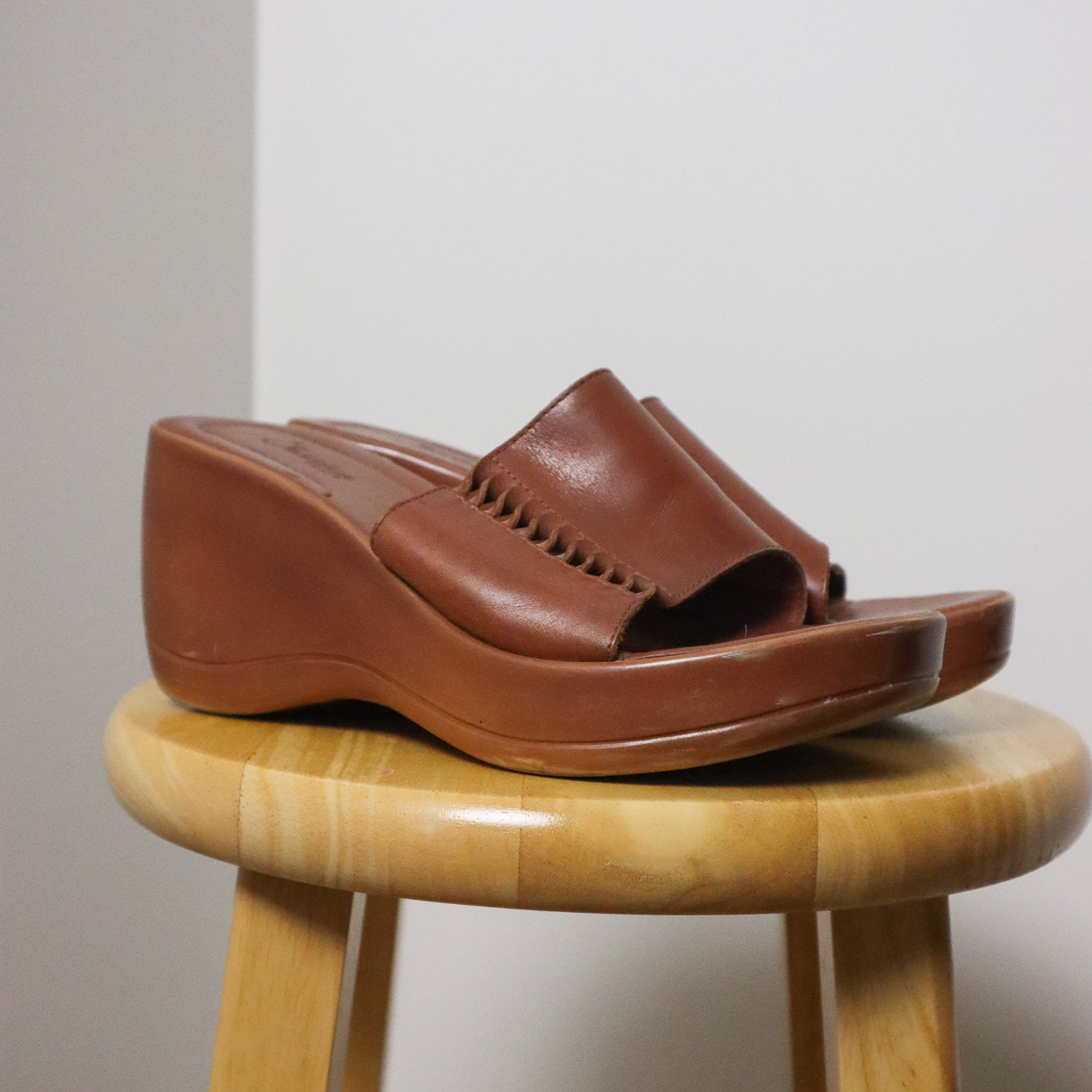 Vintage x Platform Shoes (7.5)