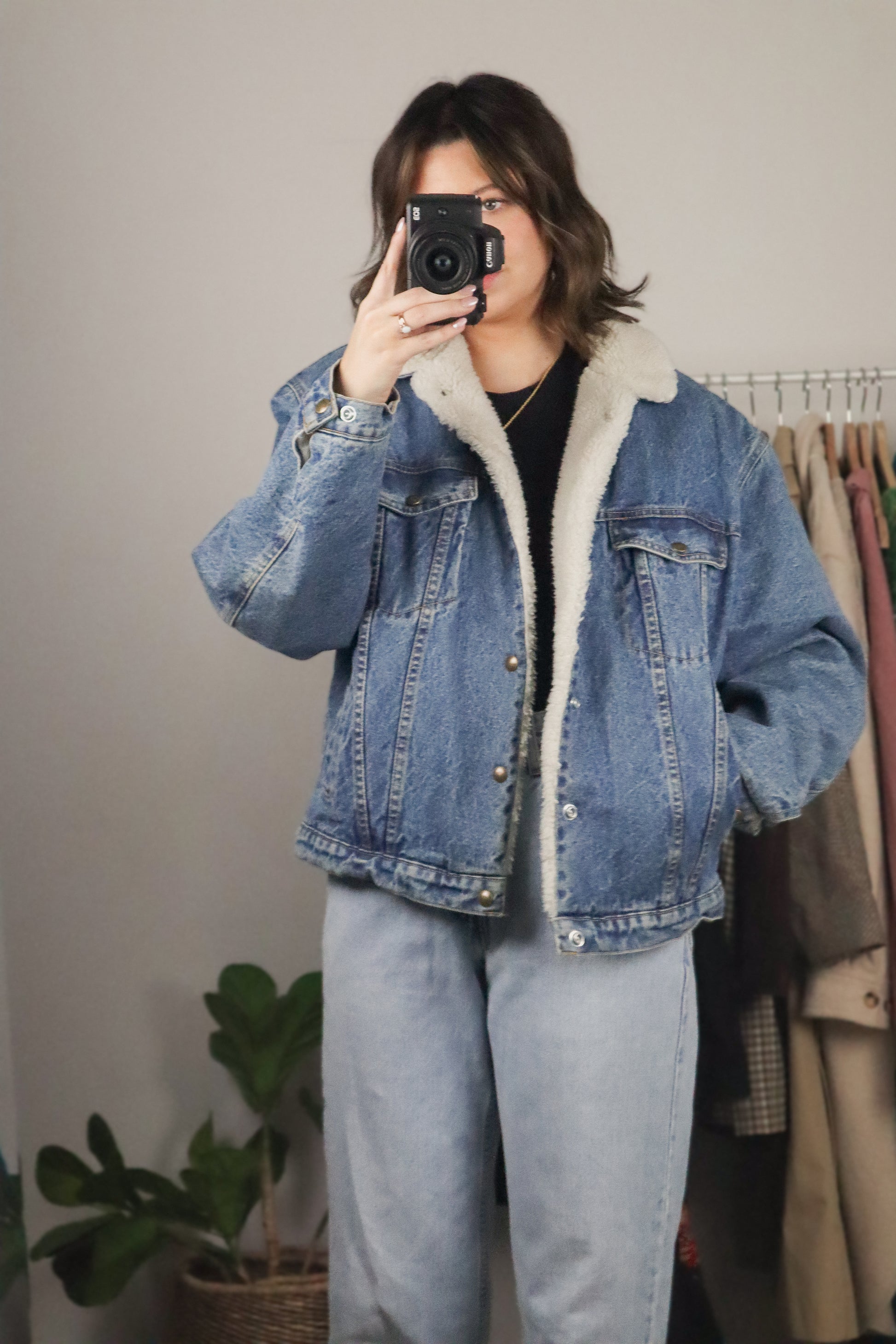 Made in Canada x Vintage x Sherpa Lined Denim Jacket (M/L)
