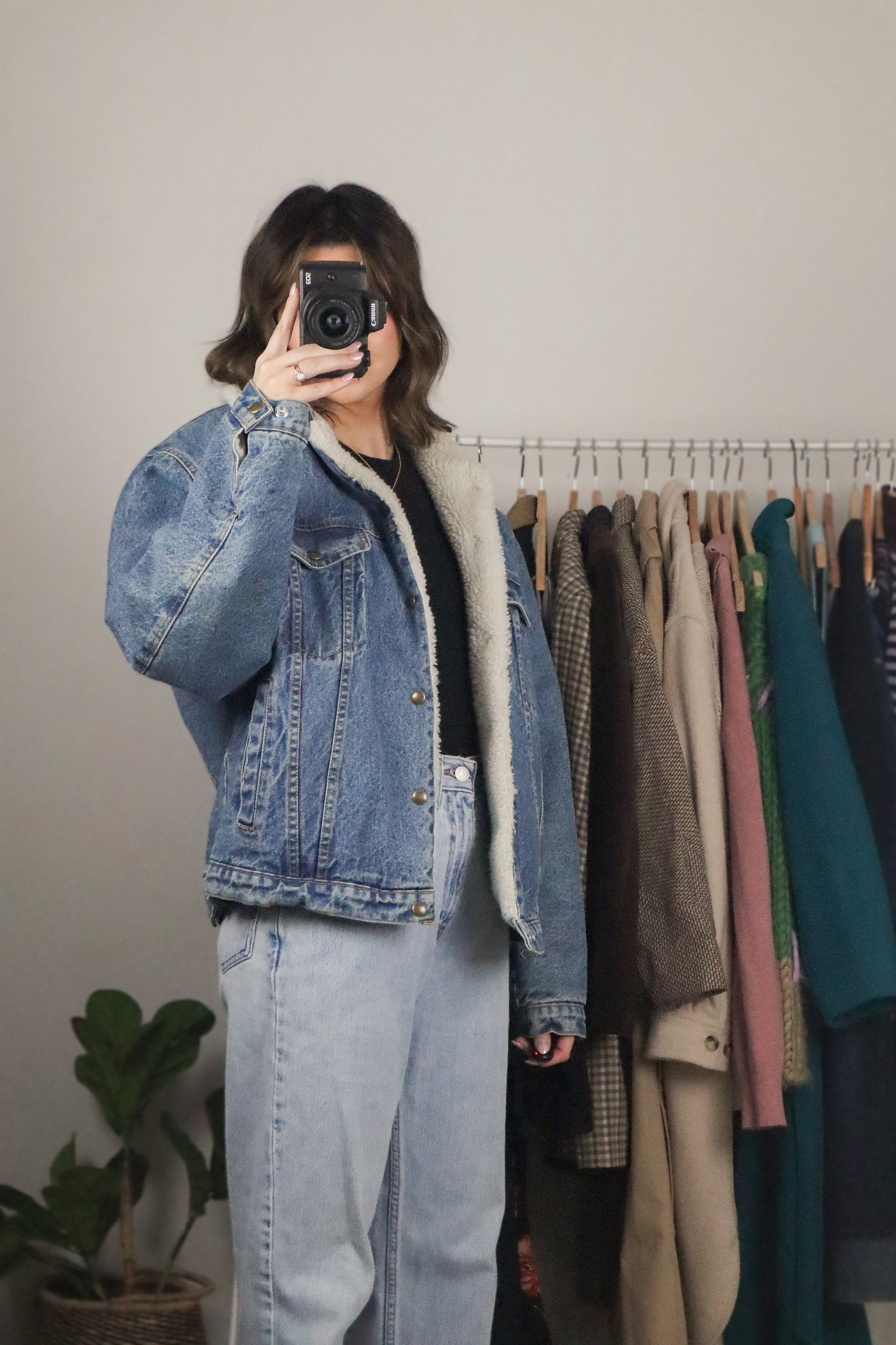 Made in Canada x Vintage x Sherpa Lined Denim Jacket (M/L)