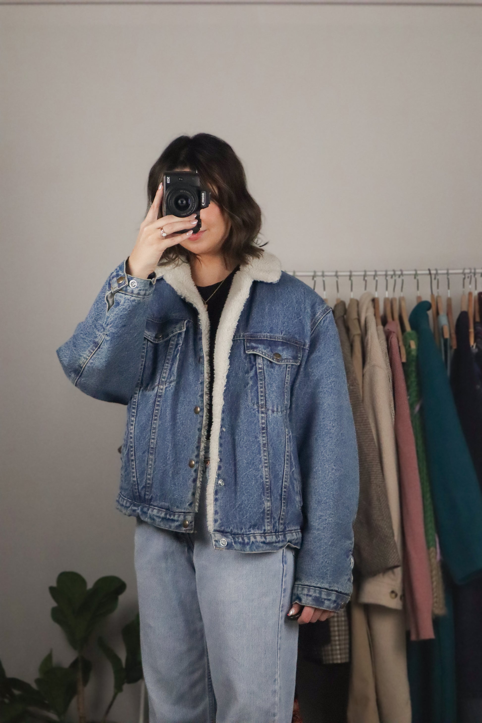 Made in Canada x Vintage x Sherpa Lined Denim Jacket (M/L)