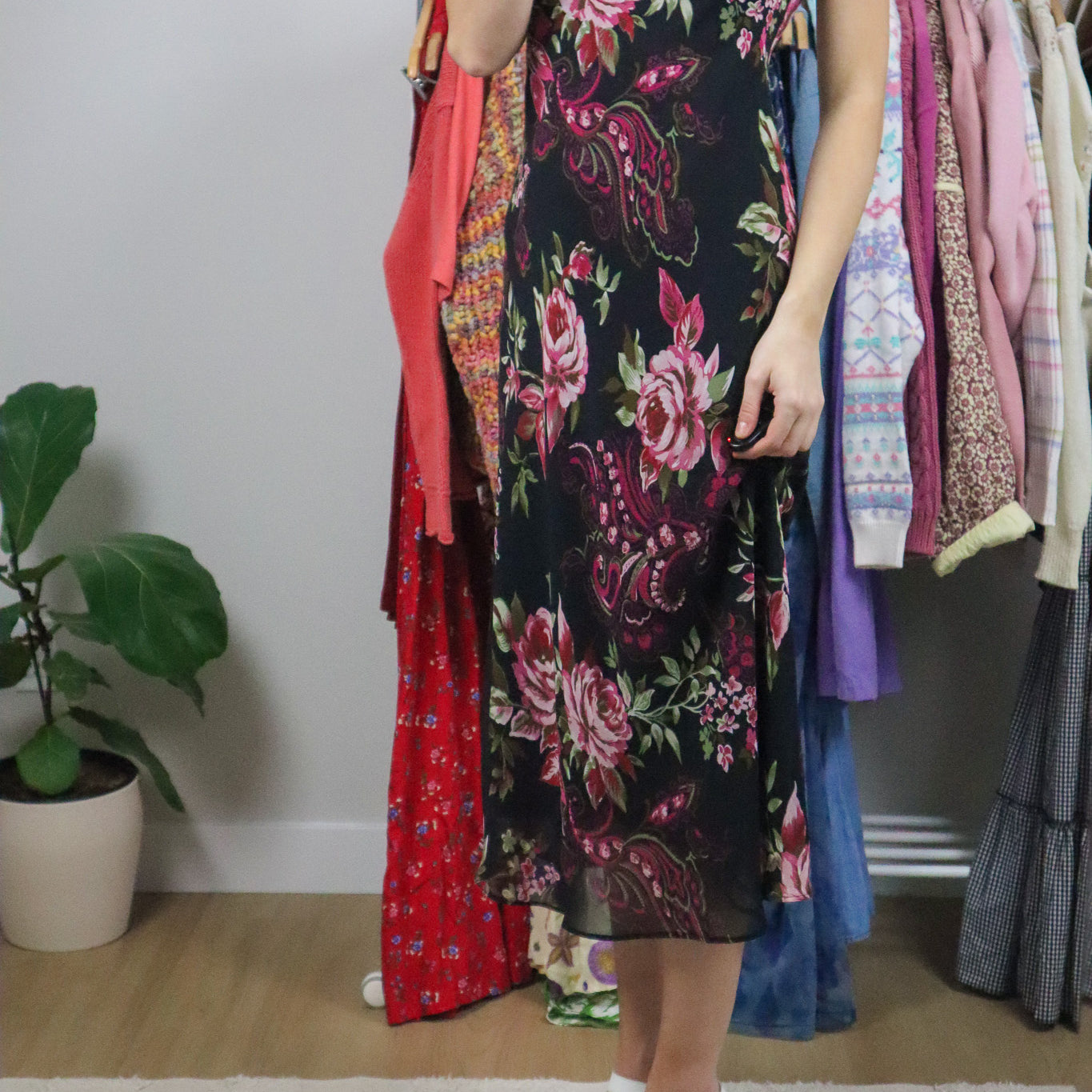 Vintage x Paisly/Floral Maxi Dress (S)