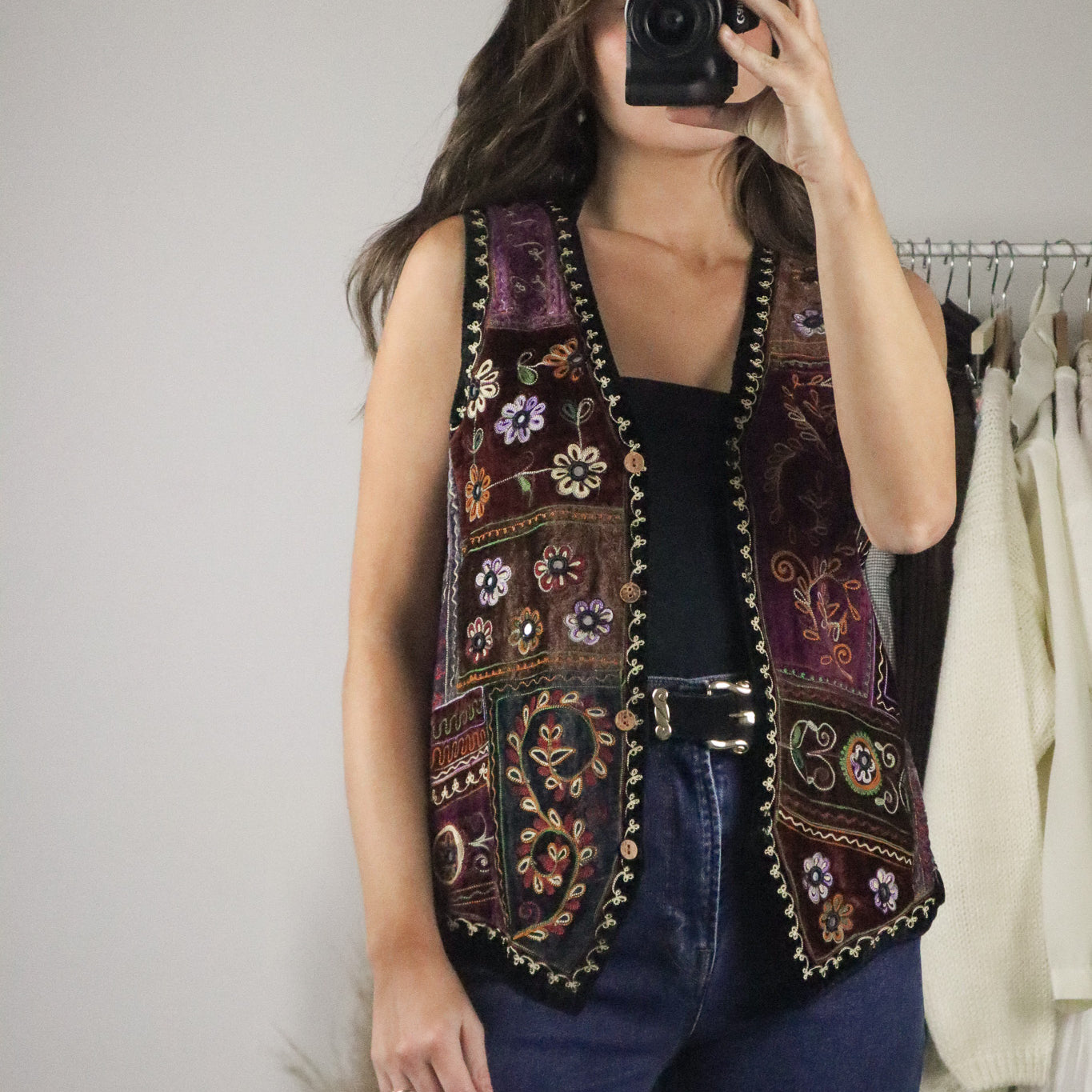 Vintage x Velvet Embroidered Vest (S)