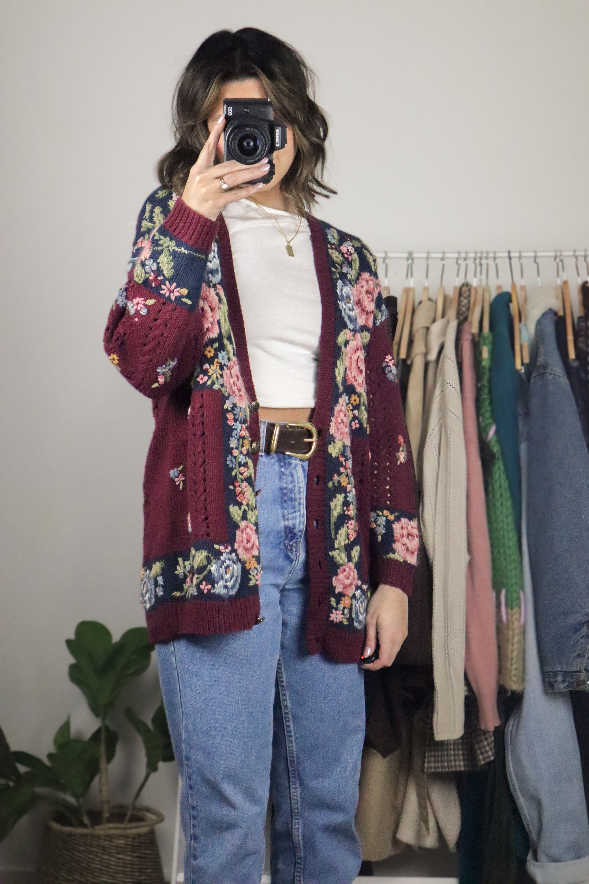 Vintage x Embroidered Floral Cardigan (S/M)