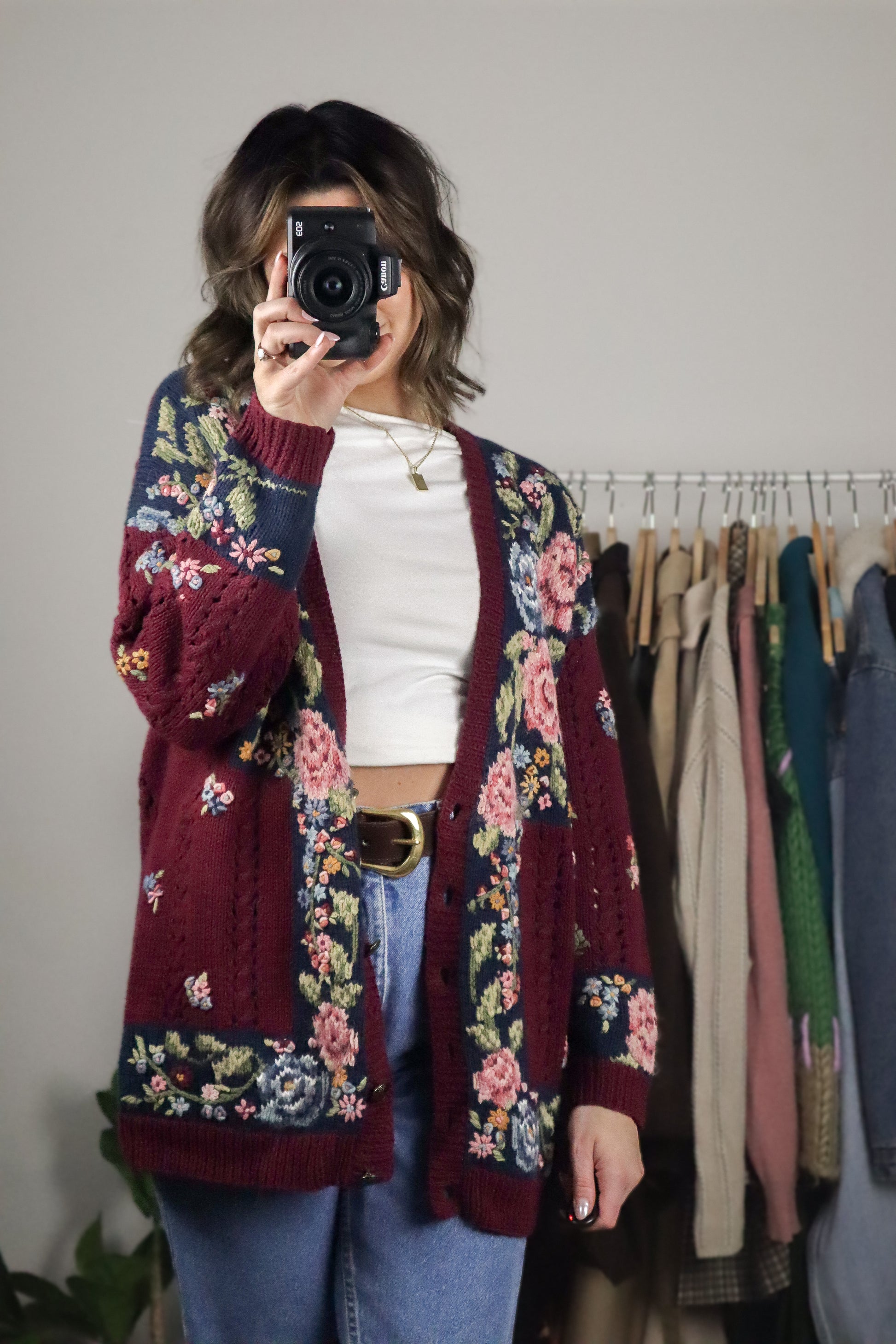Vintage x Embroidered Floral Cardigan (S/M)