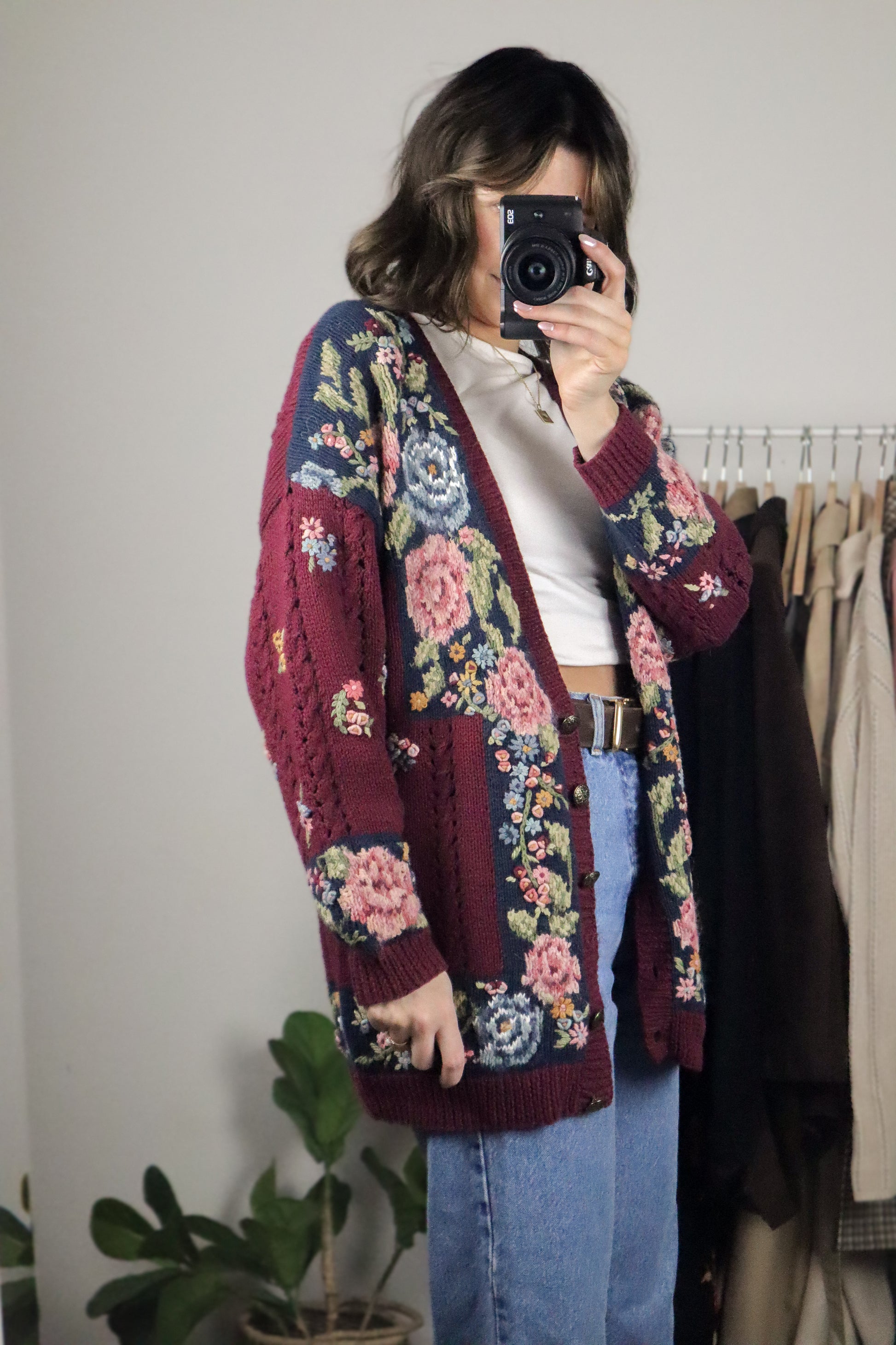 Vintage x Embroidered Floral Cardigan (S/M)