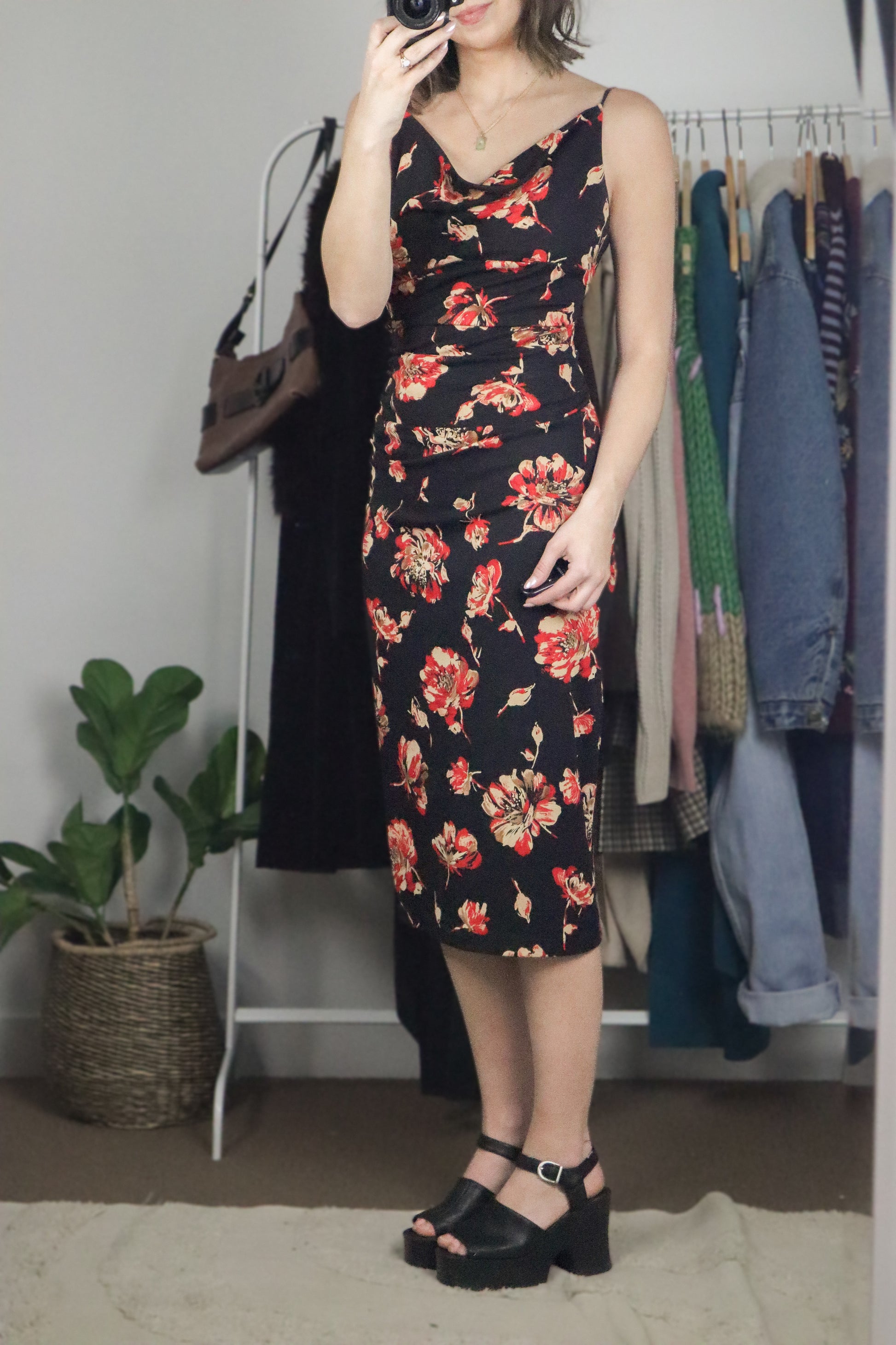 Made in USA x Vintage x 90s Cowl Neck Dress (XS/S)