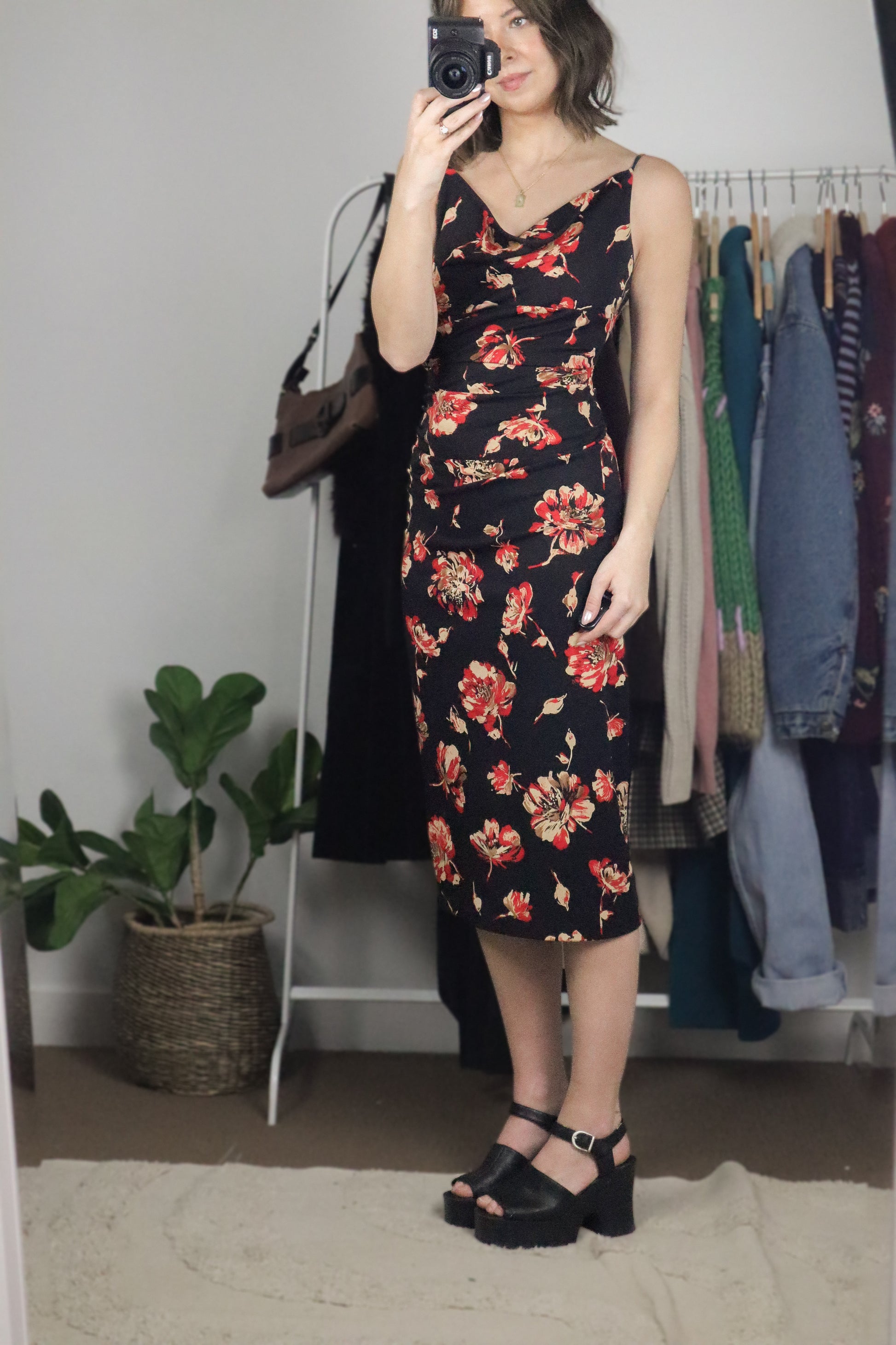 Made in USA x Vintage x 90s Cowl Neck Dress (XS/S)