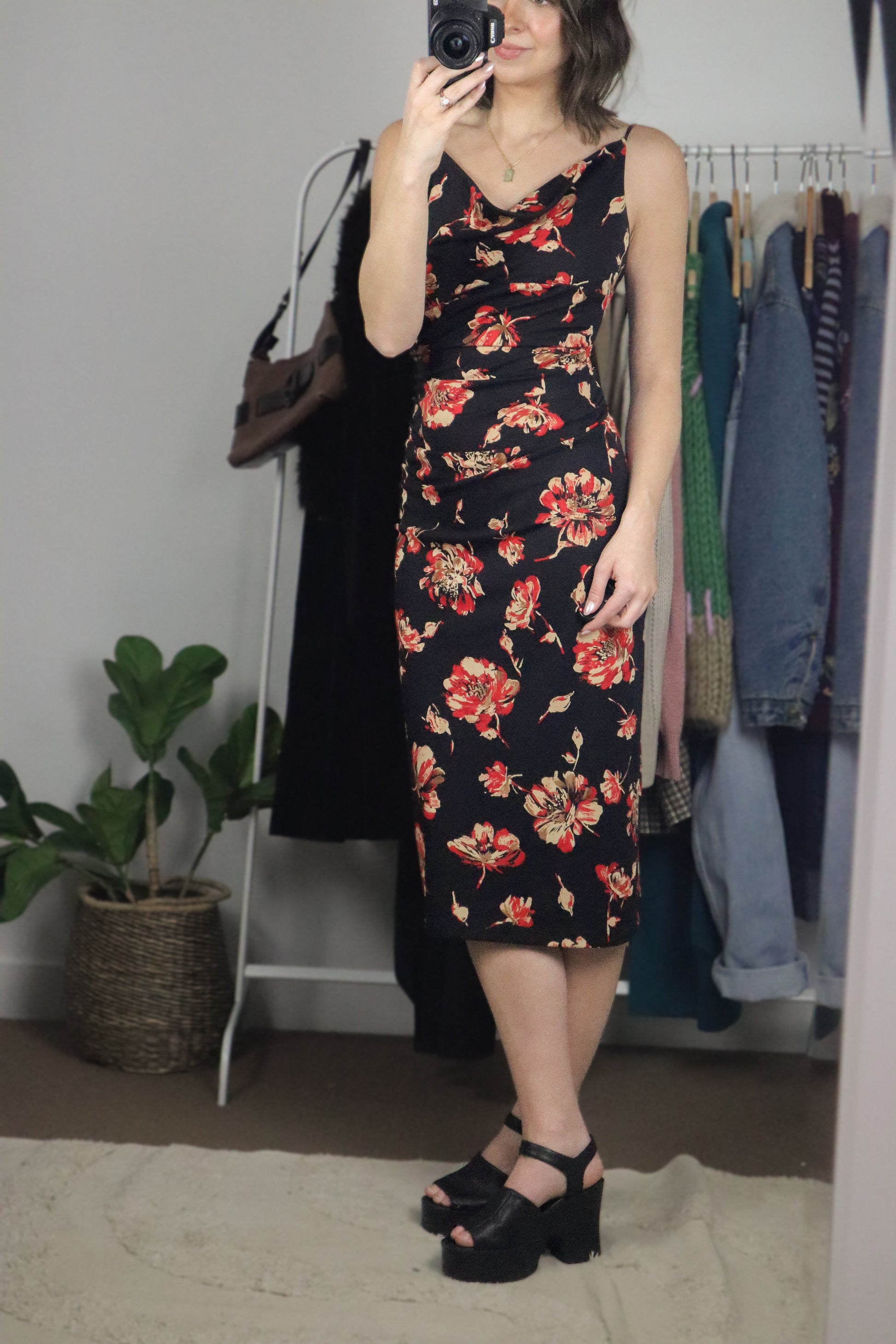 Made in USA x Vintage x 90s Cowl Neck Dress (XS/S)