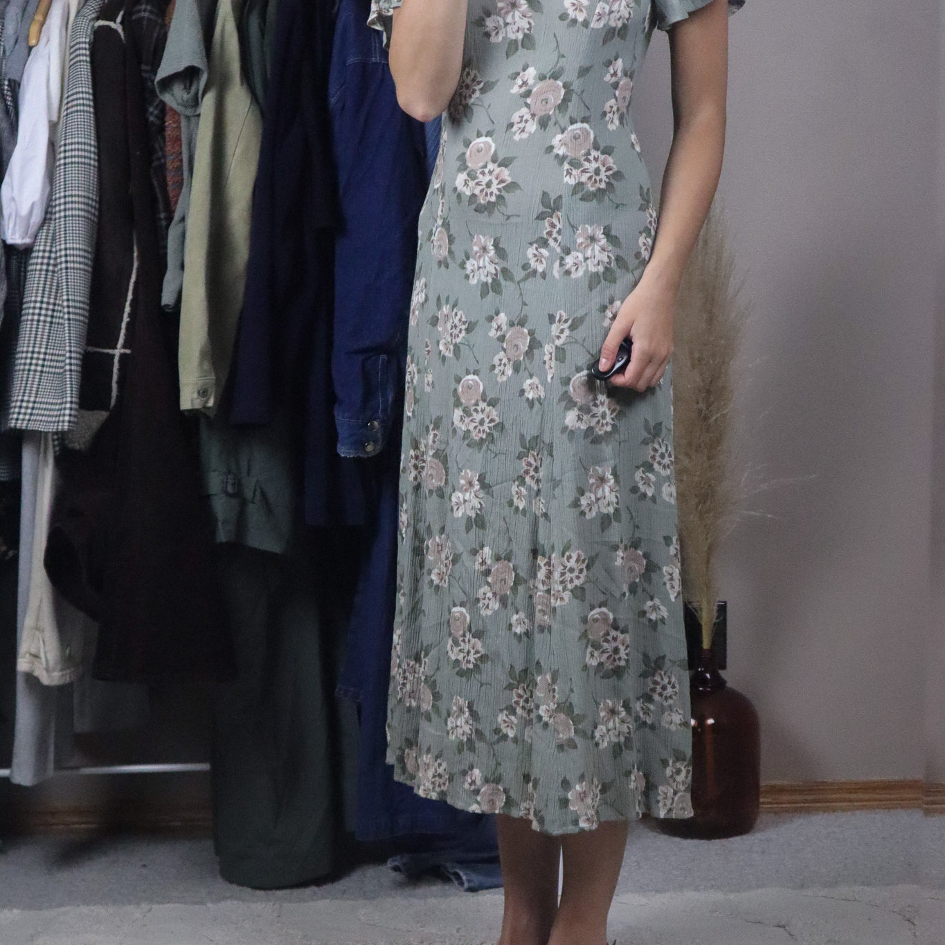 Vintage x Floral Dress (4/6)