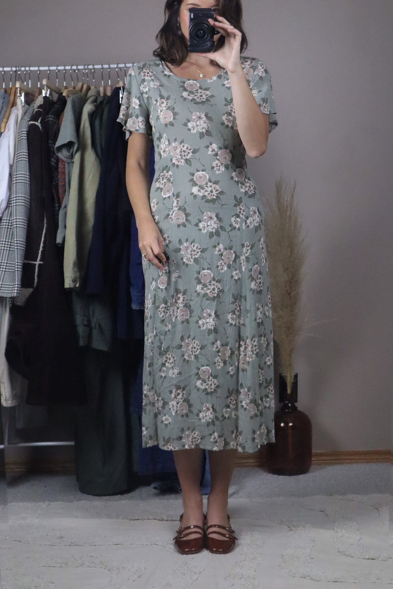 Vintage x Floral Dress (4/6)