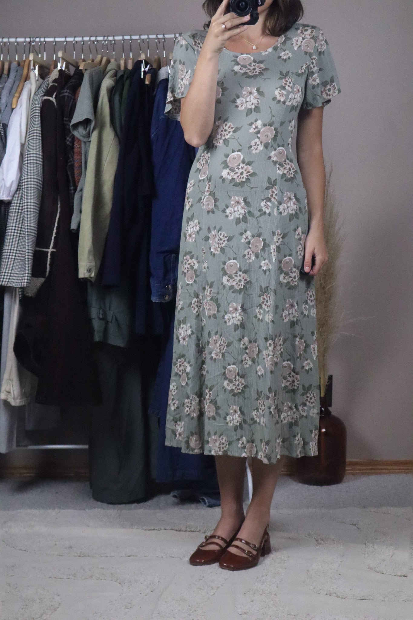 Vintage x Floral Dress (4/6)
