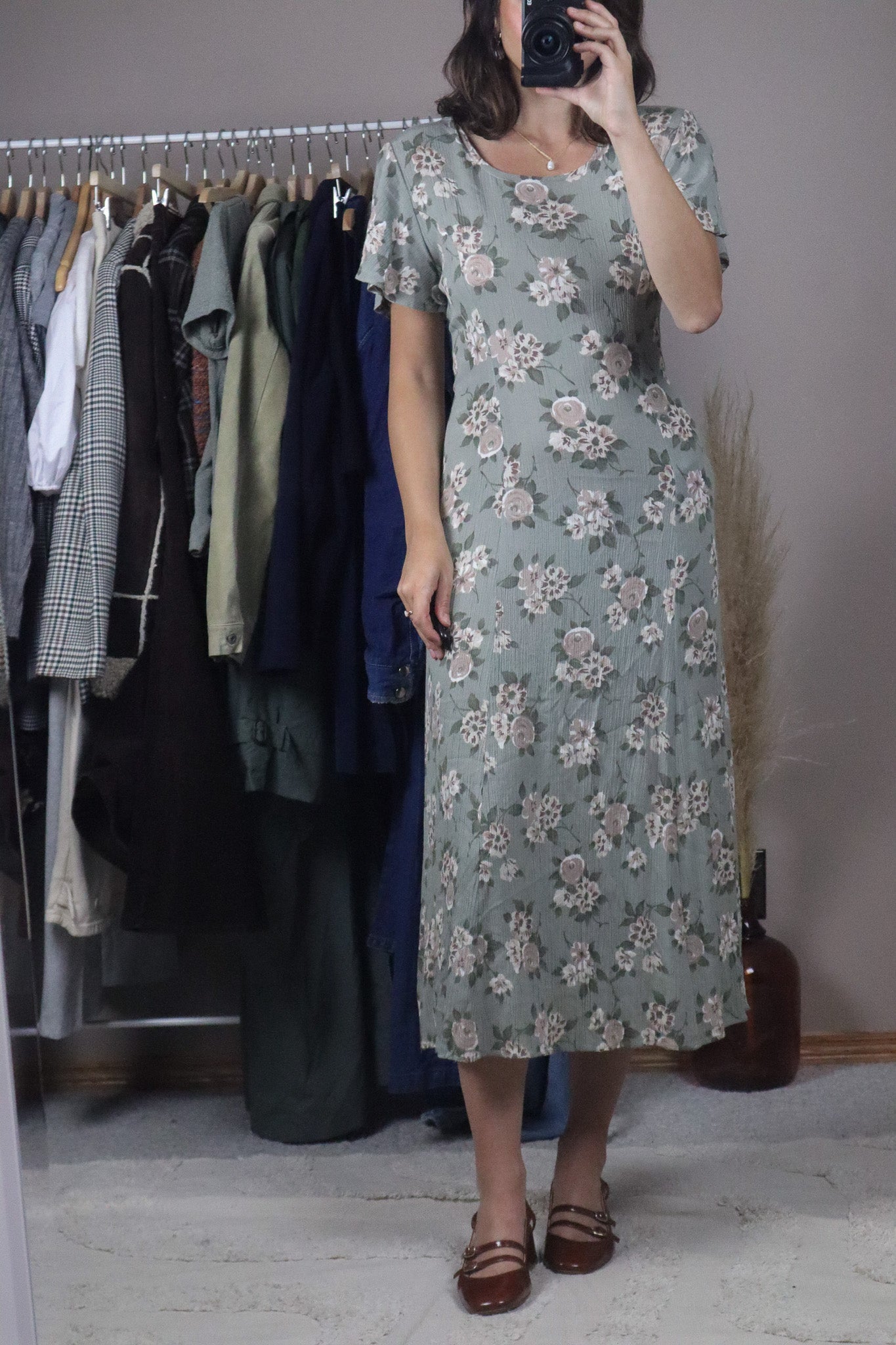 Vintage x Floral Dress (4/6)