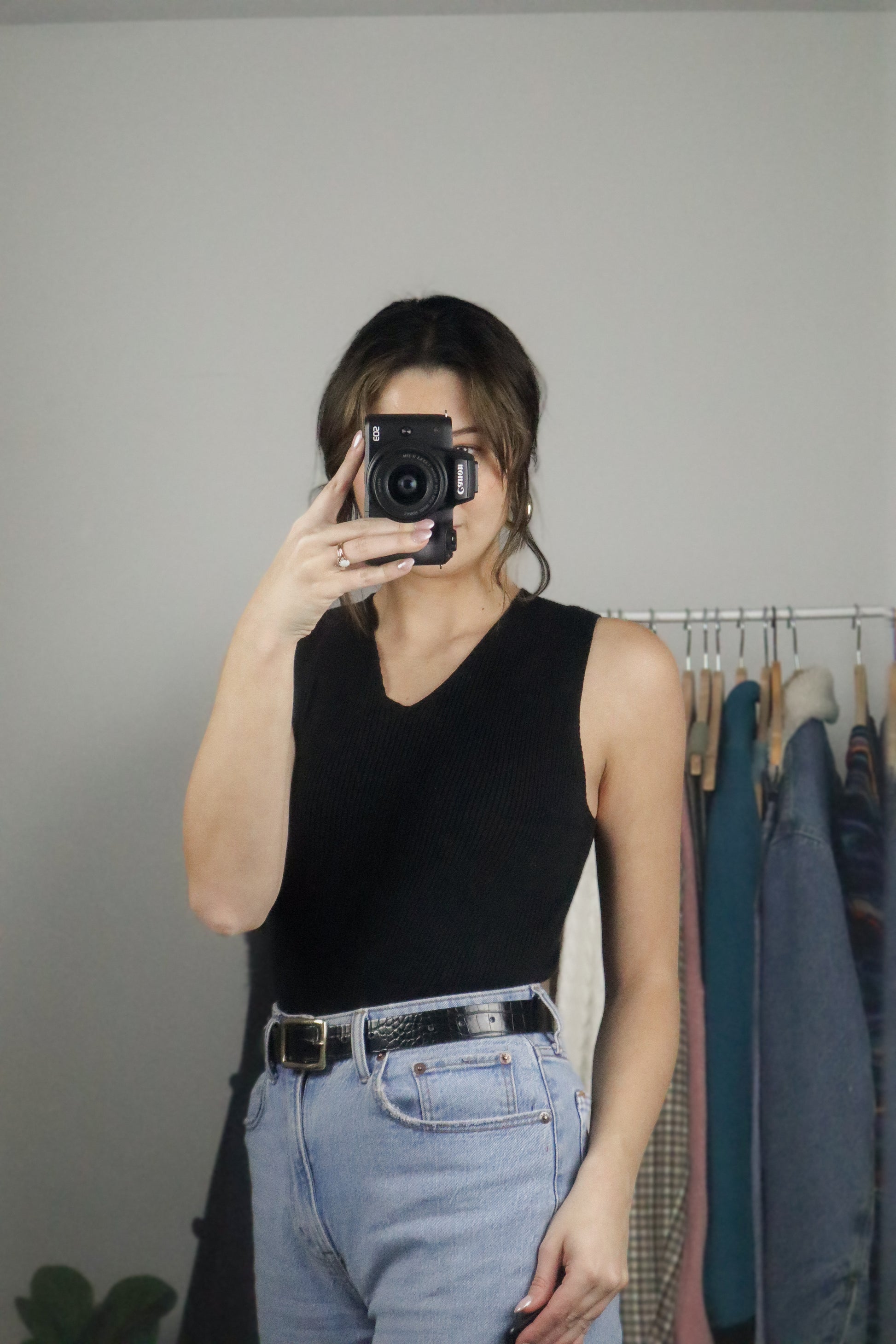 Made in Canada x Vintage x V-Neck Tank (S/M)