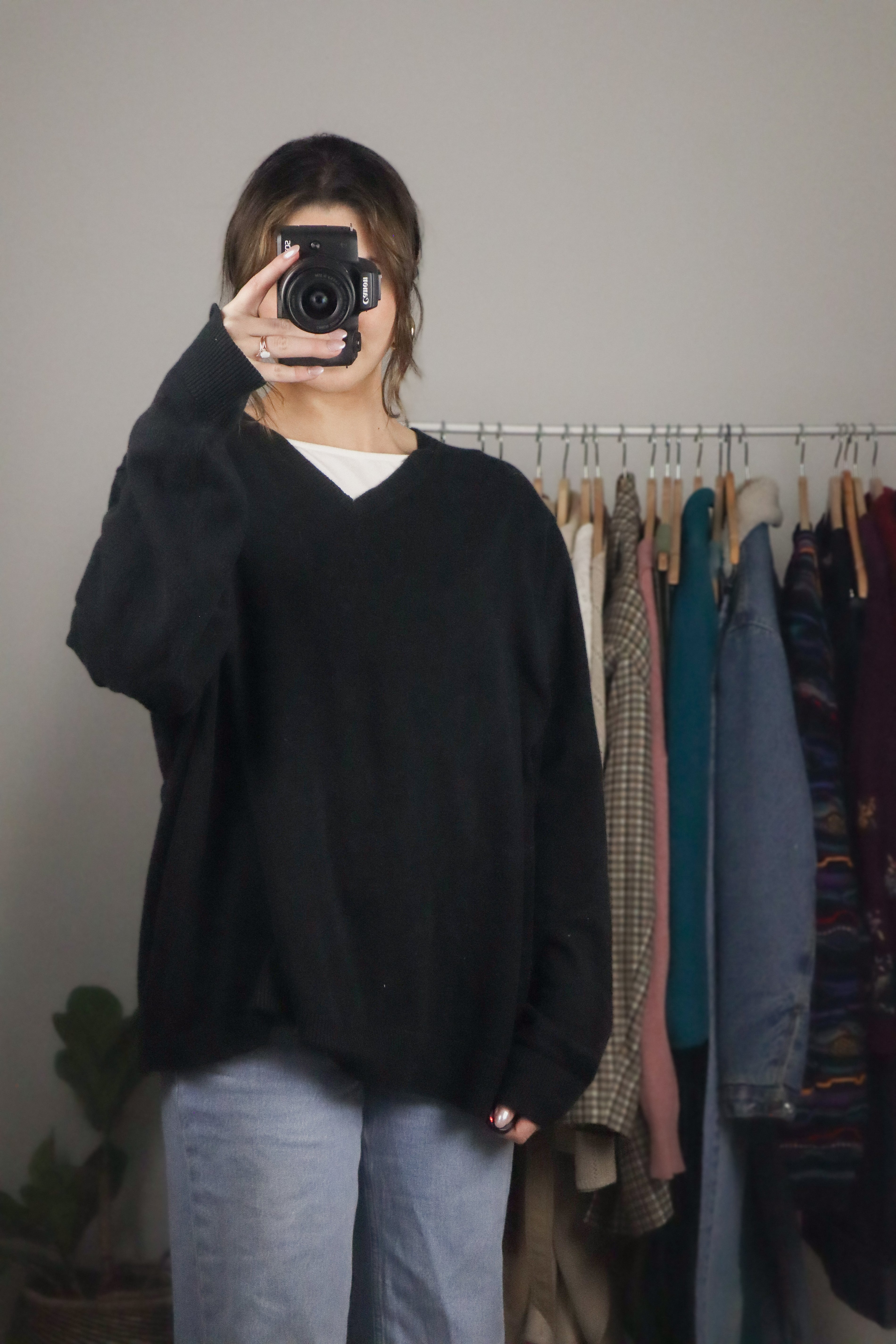 Vintage x V-Neck Sweater (L/XL)