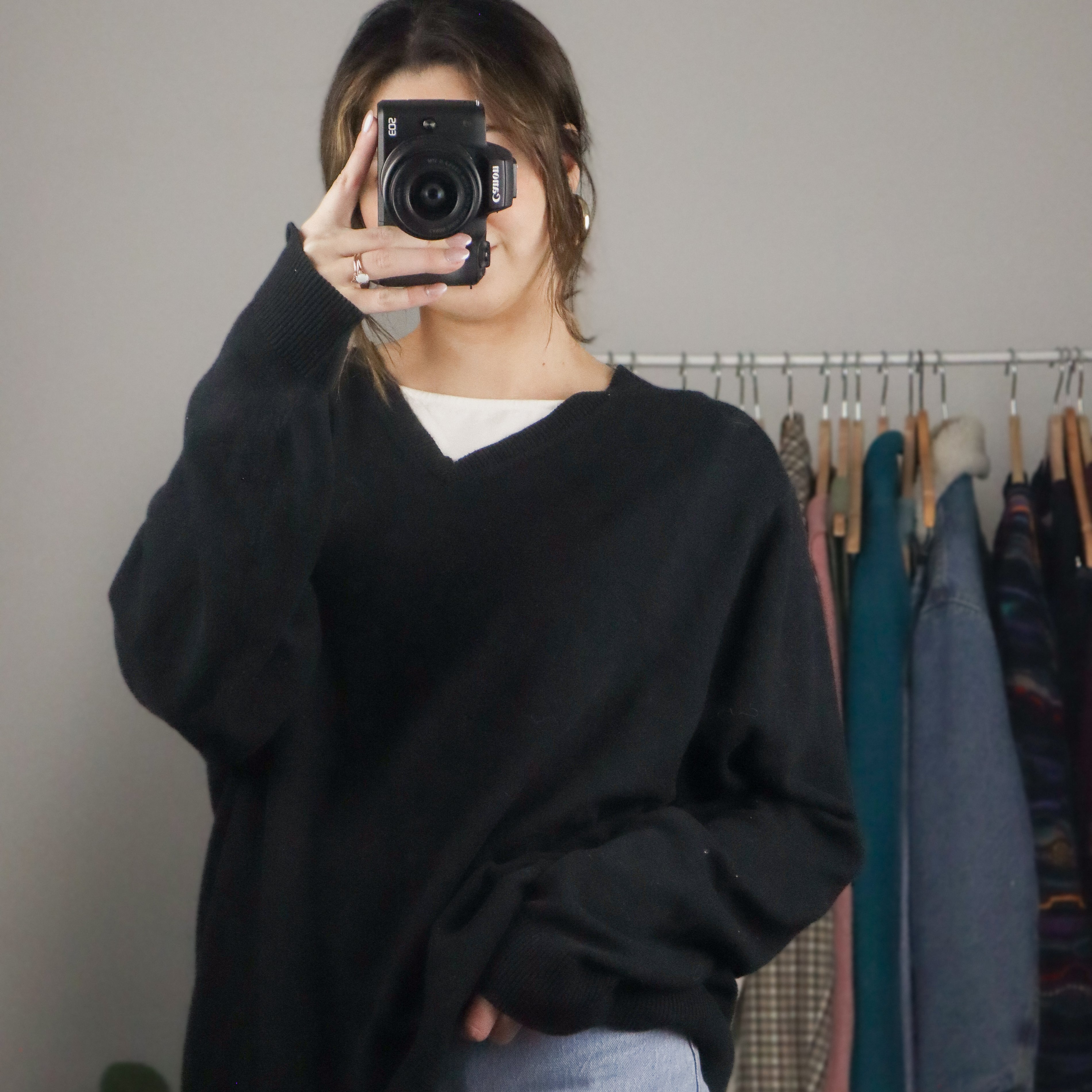 Vintage x V-Neck Sweater (L/XL)
