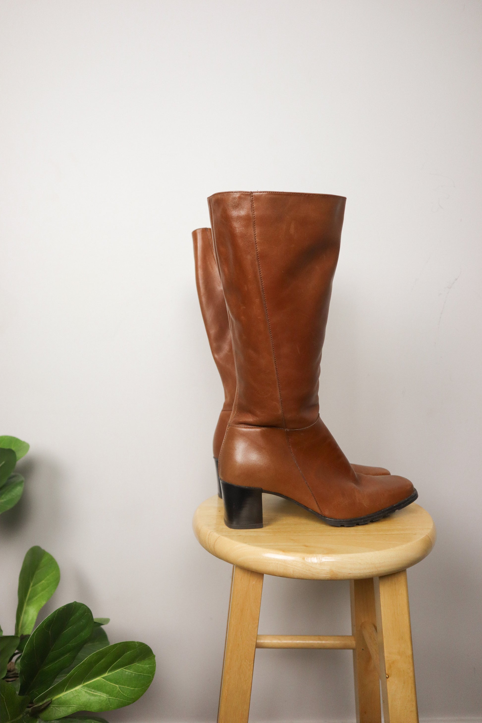 Made in Canada x Vintage x Leather Boots (7)