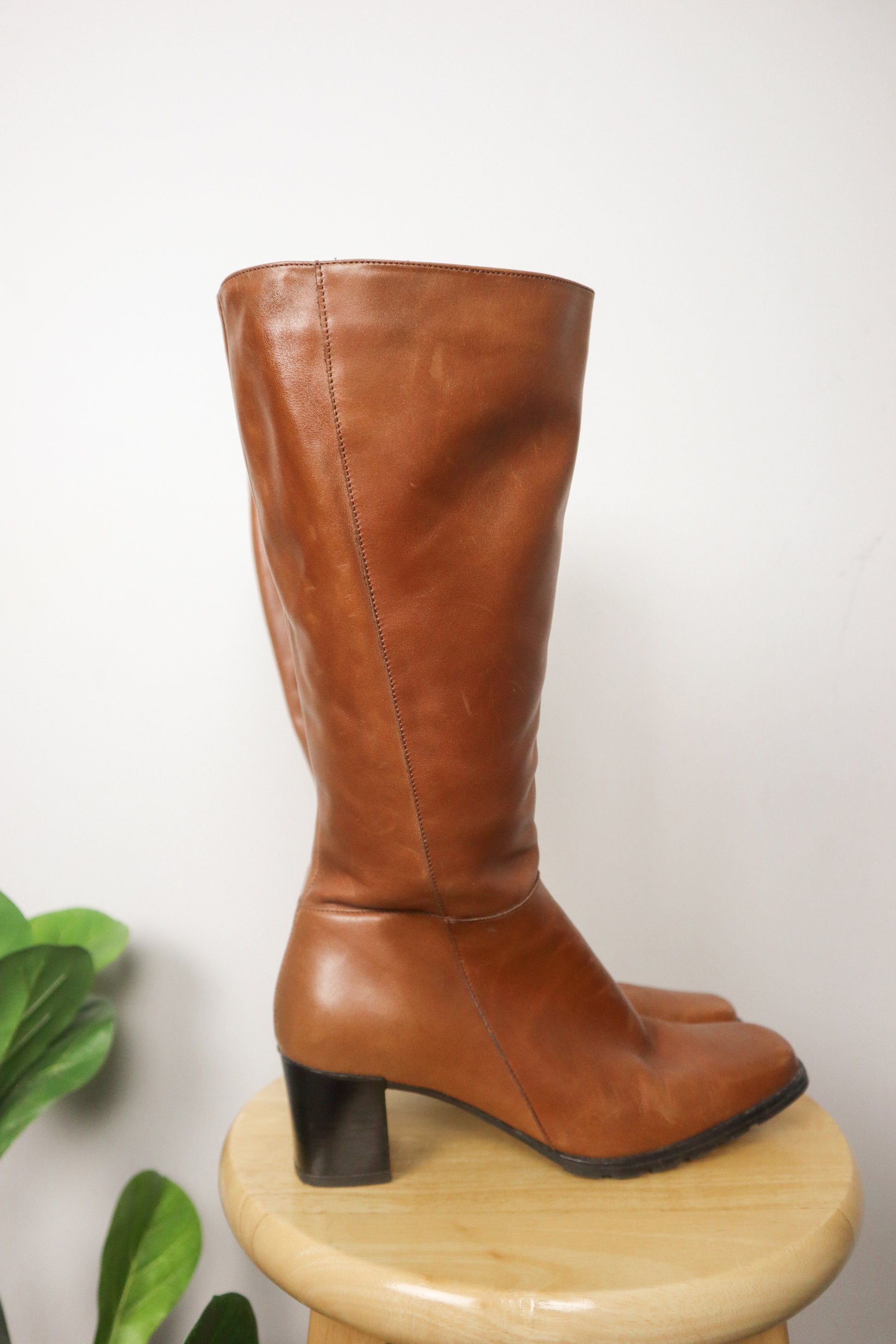 Made in Canada x Vintage x Leather Boots (7)