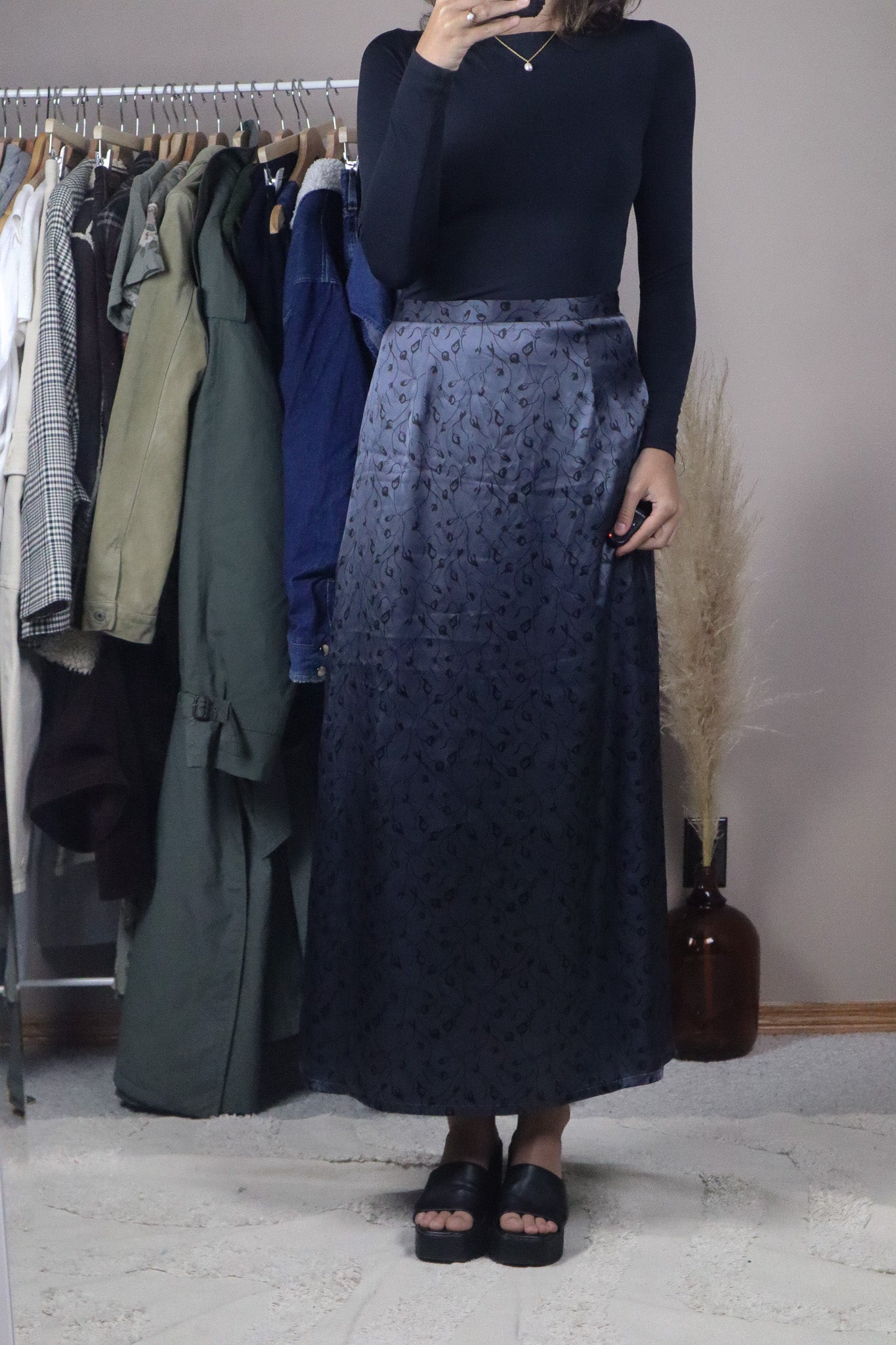 Made in Canada x Vintage x Floral Satin Maxi Skirt (33)