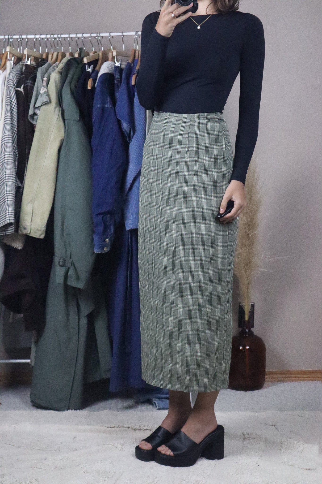 Made in Canada x Vintage x Plaid Maxi Skirt (4)