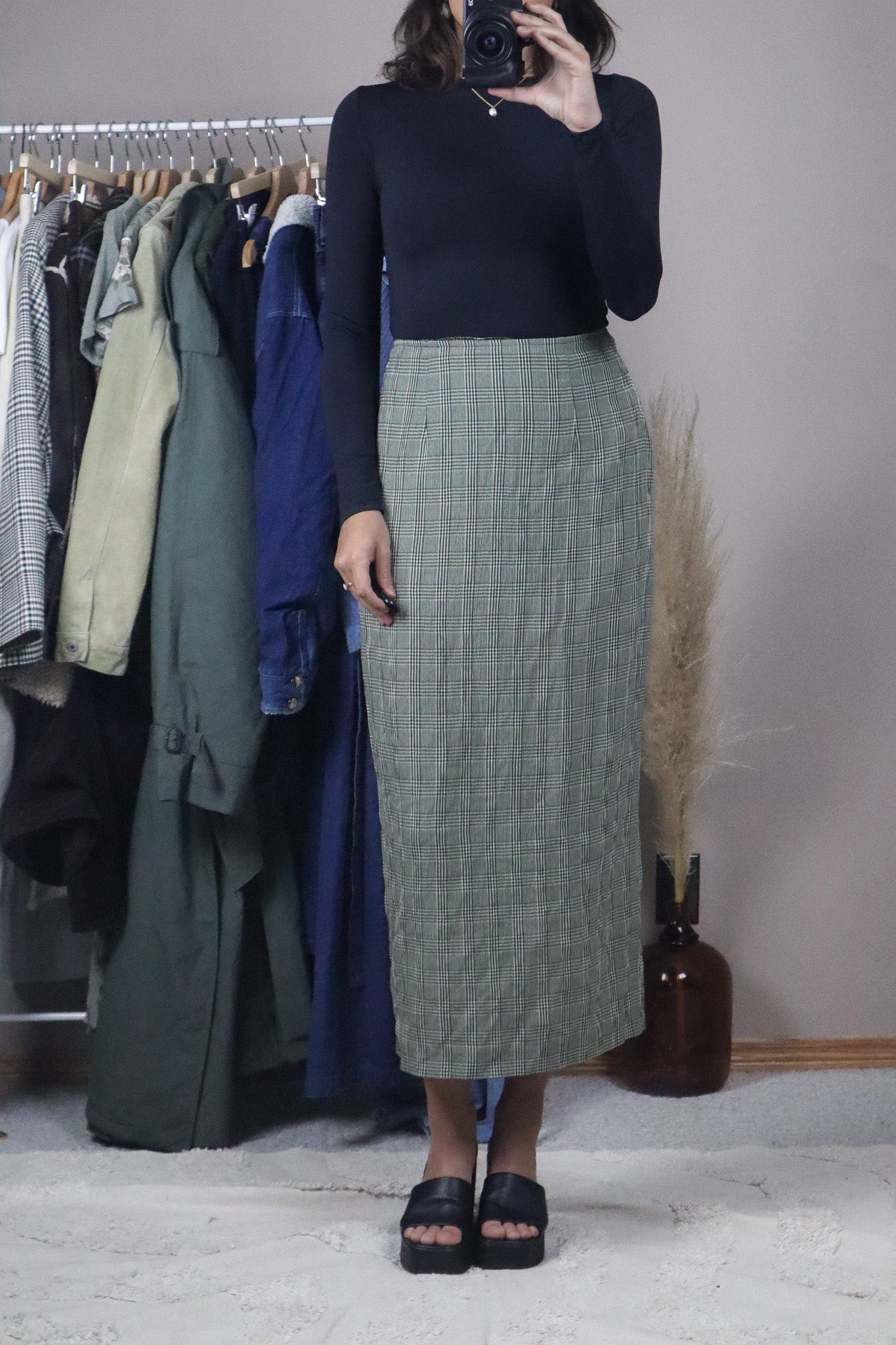 Made in Canada x Vintage x Plaid Maxi Skirt (4)