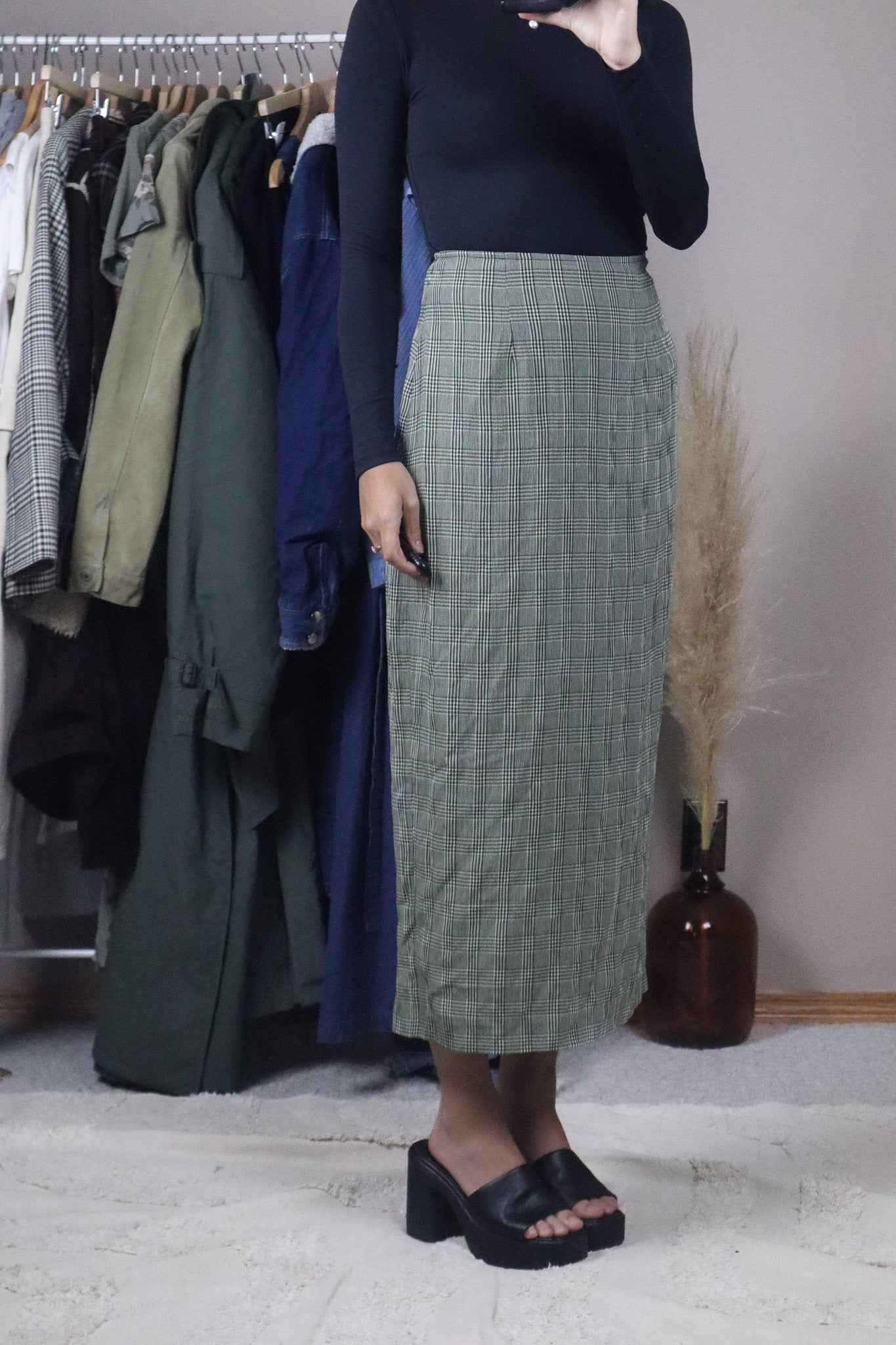 Made in Canada x Vintage x Plaid Maxi Skirt (4)