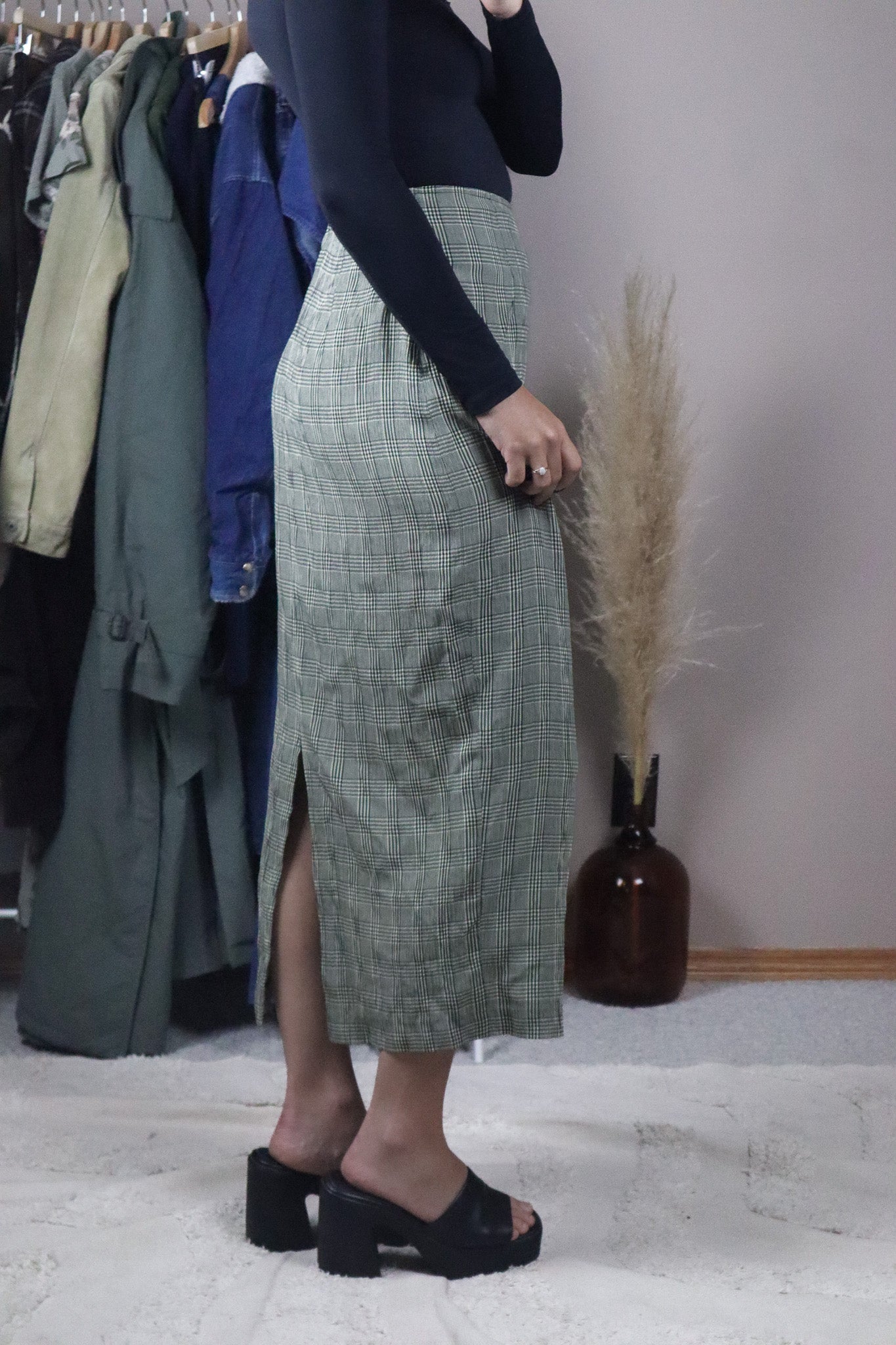 Made in Canada x Vintage x Plaid Maxi Skirt (4)