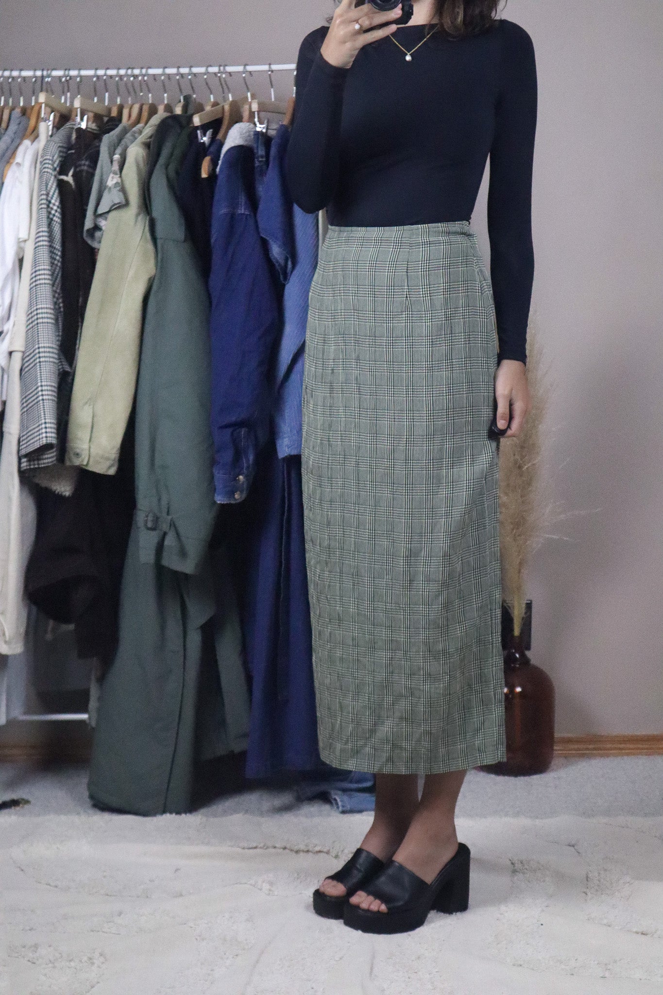 Made in Canada x Vintage x Plaid Maxi Skirt (4)