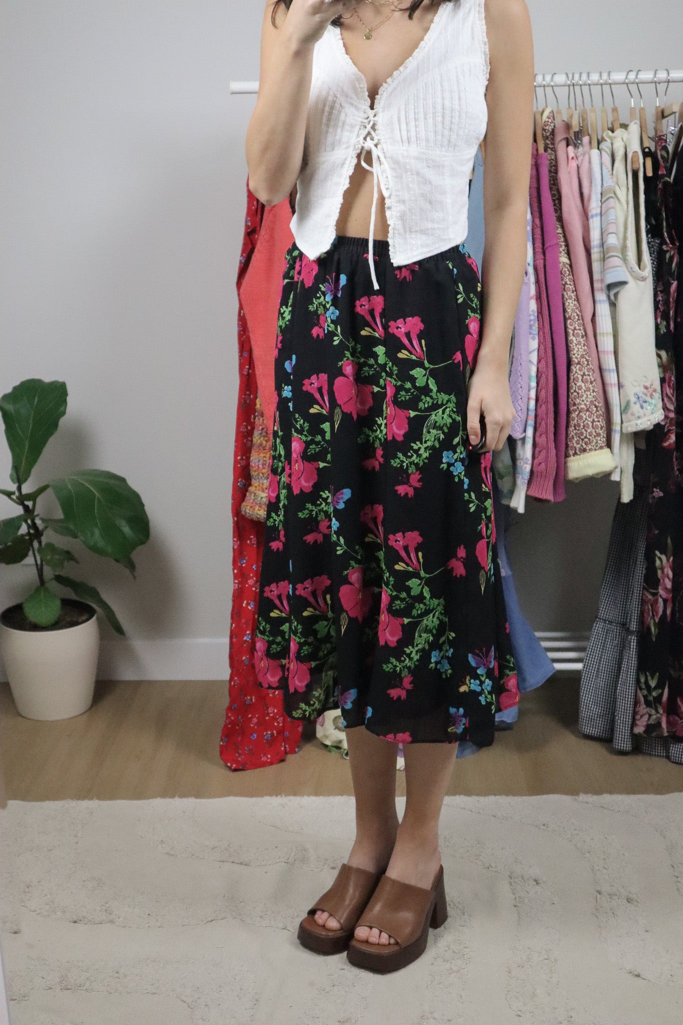 Vintage x Midi Floral Skirt (S)