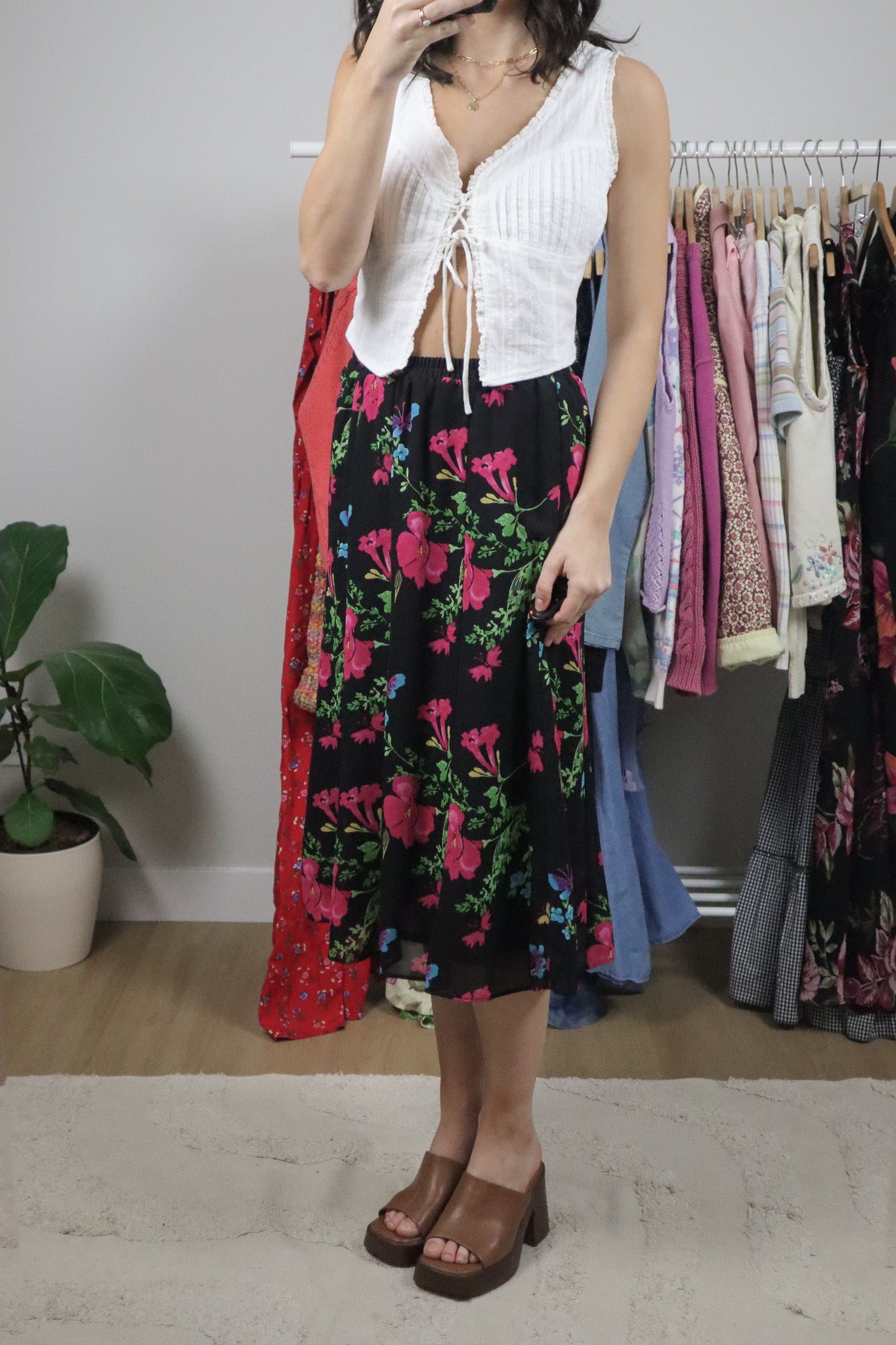 Vintage x Midi Floral Skirt (S)