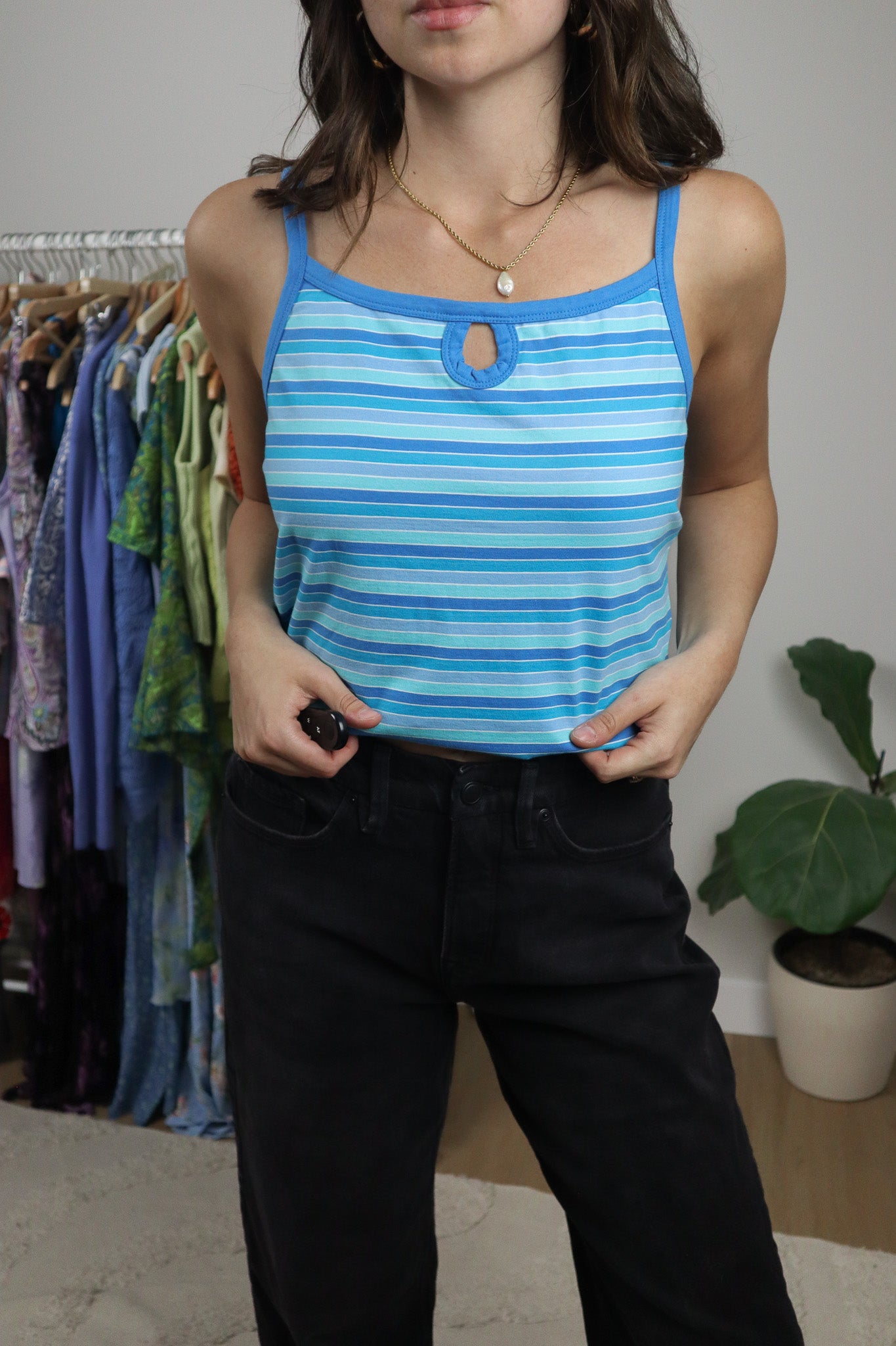 Vintage x Strip Key Hole Tank (L)