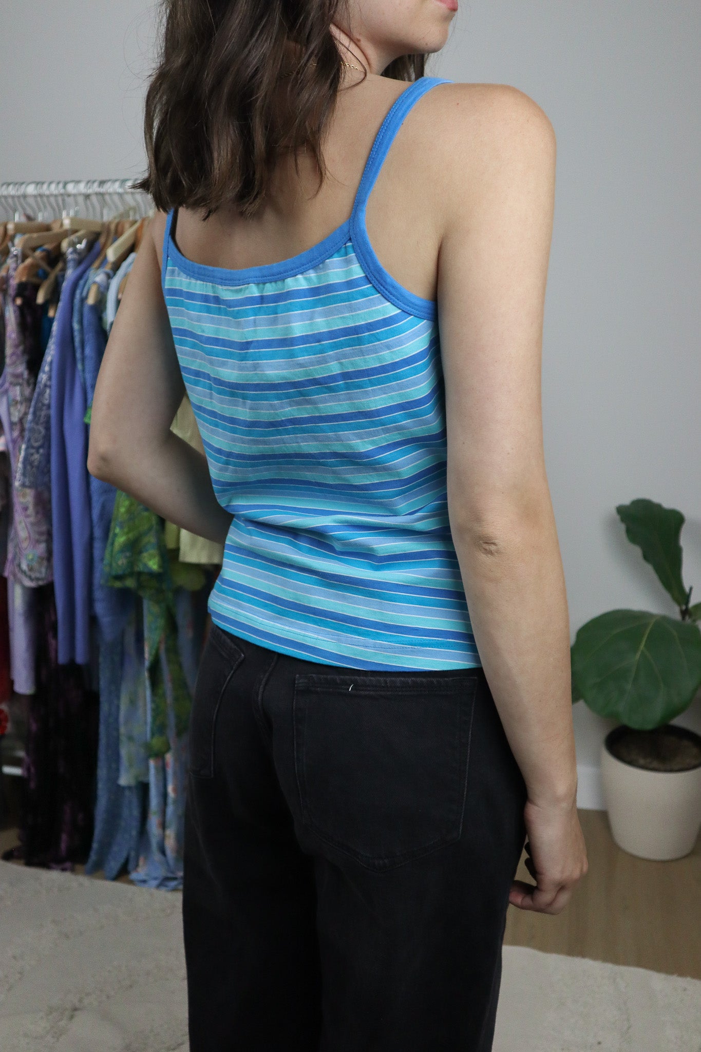 Vintage x Strip Key Hole Tank (L)