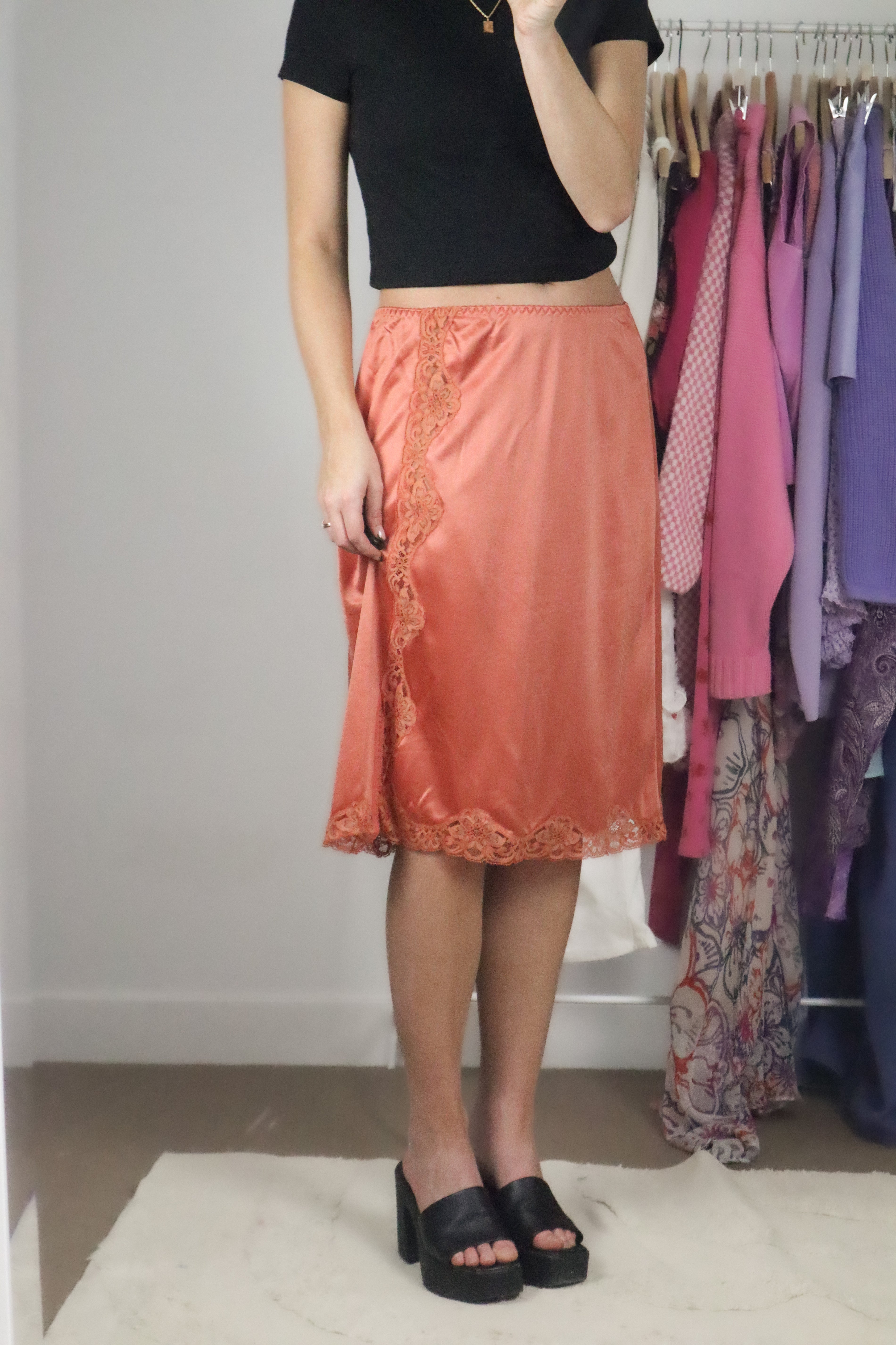 Made in the UK x Vintage x Satin Lace Slip (30/32)