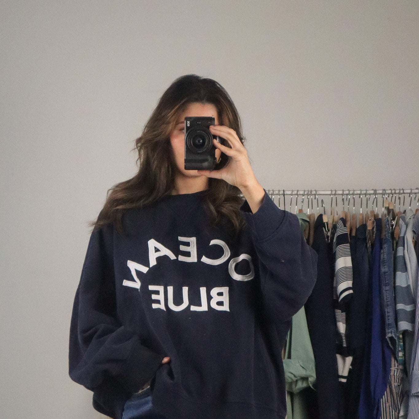 Modern x Crewneck (M-XL)